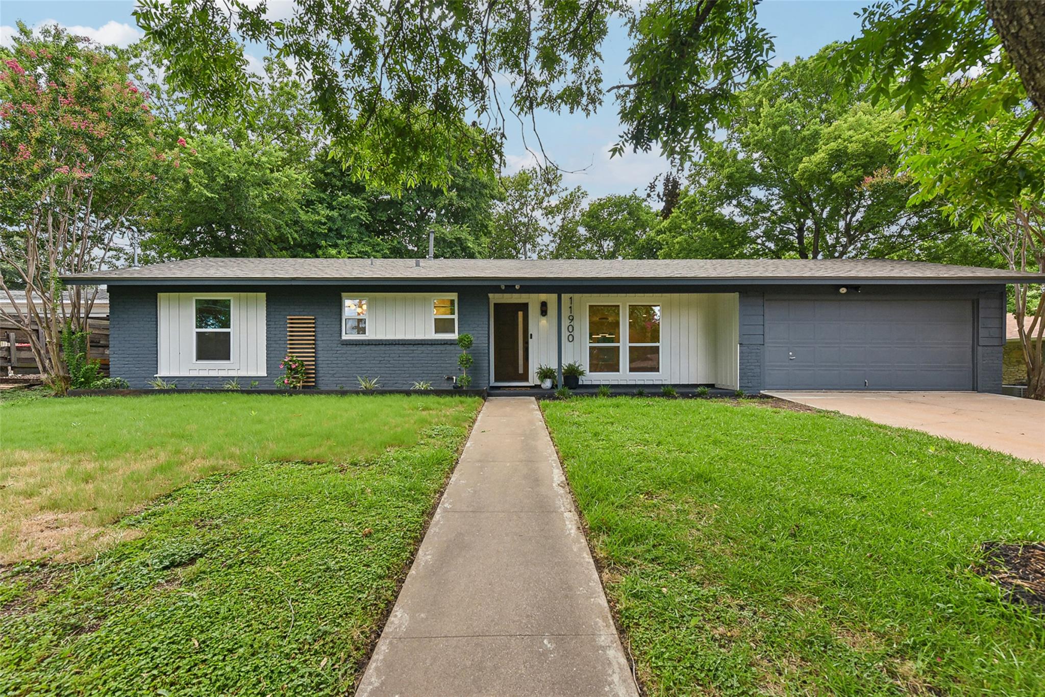 11900 Dove Haven Dr Property Photo 1