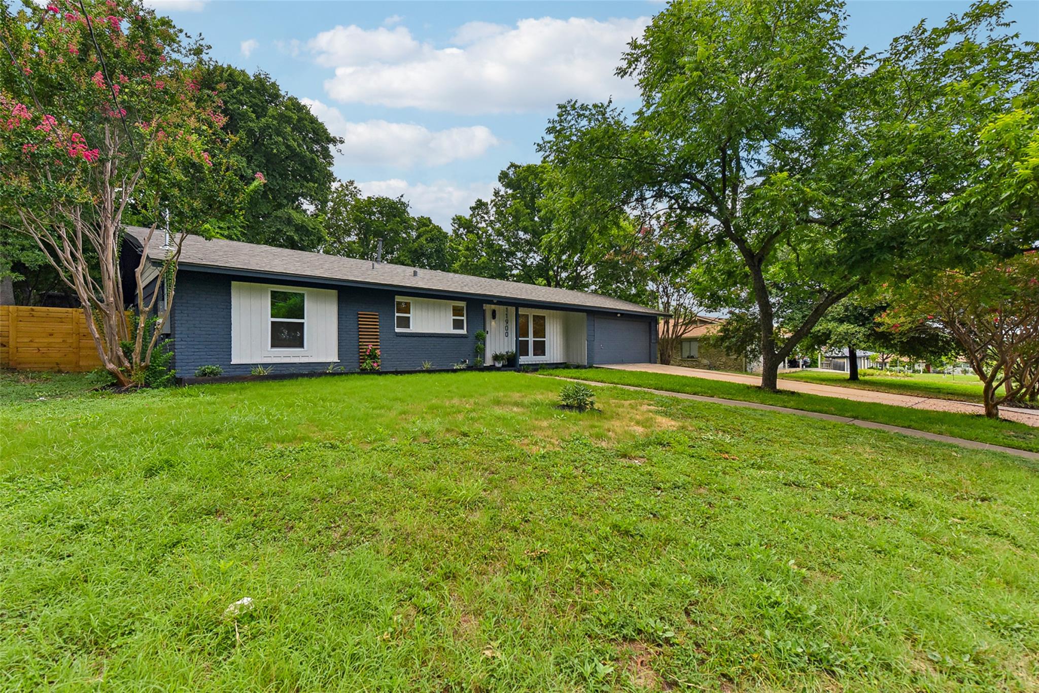11900 Dove Haven Dr Property Photo 2