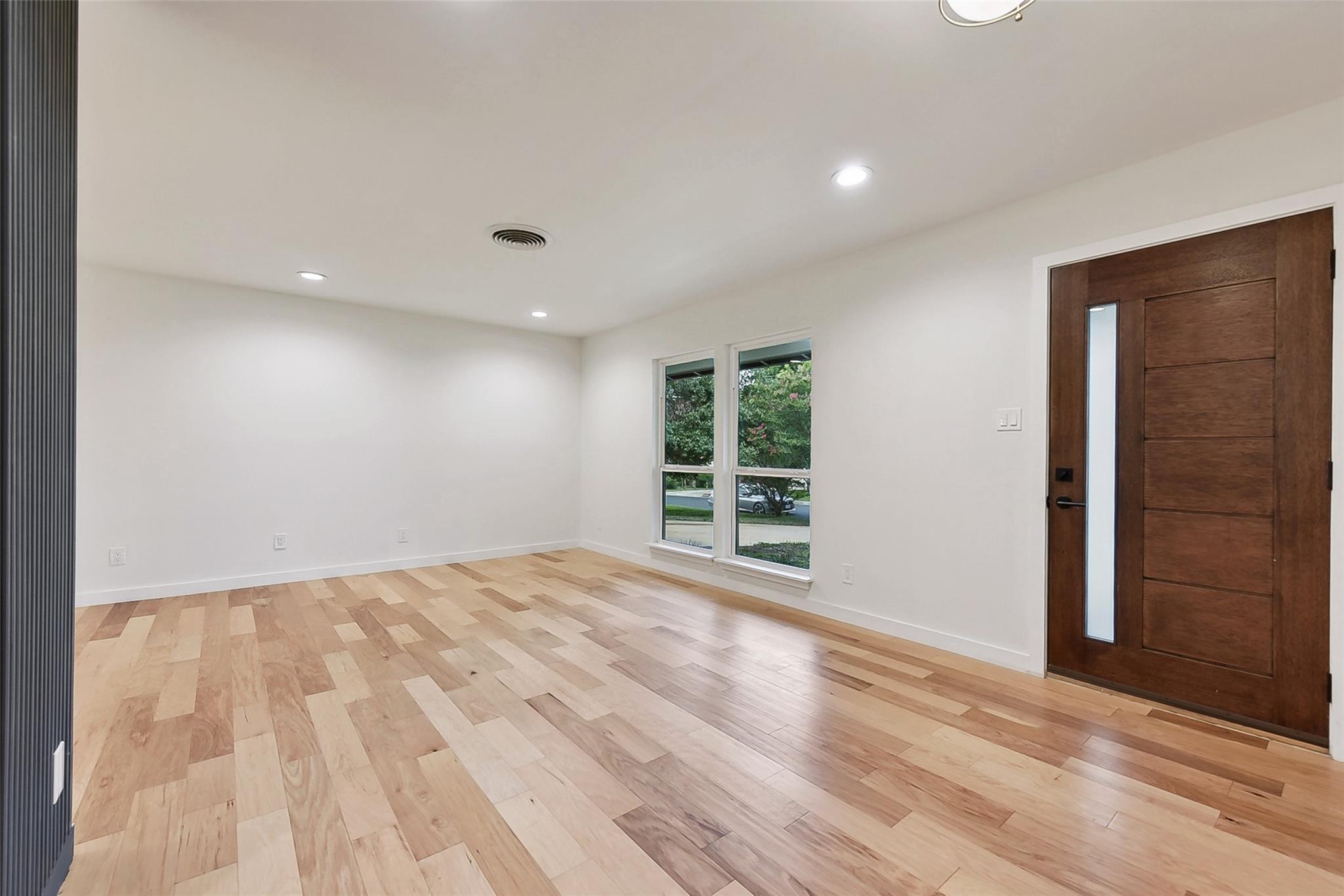 11900 Dove Haven Dr Property Photo 3