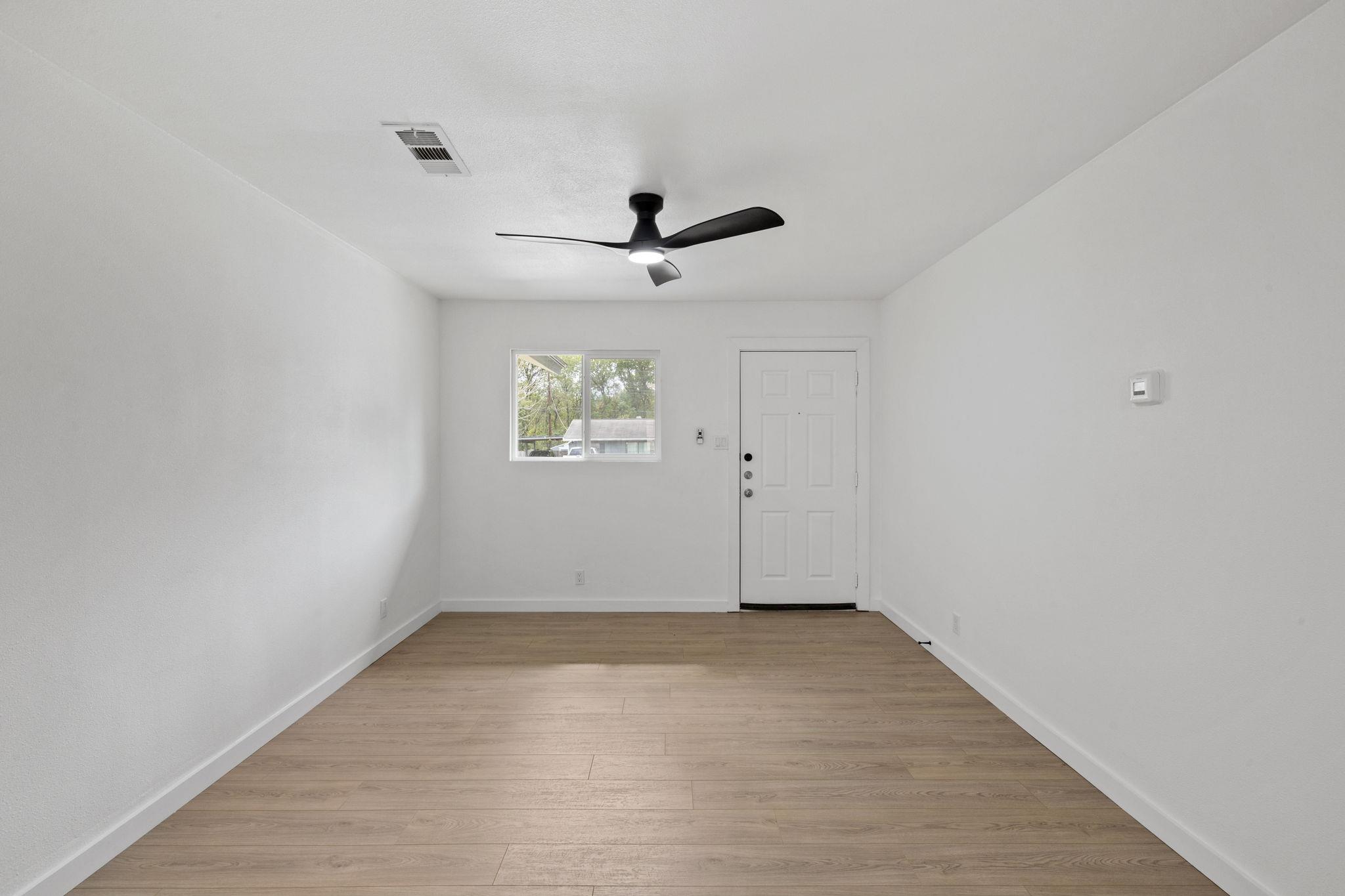 6386546 Property Photo 12