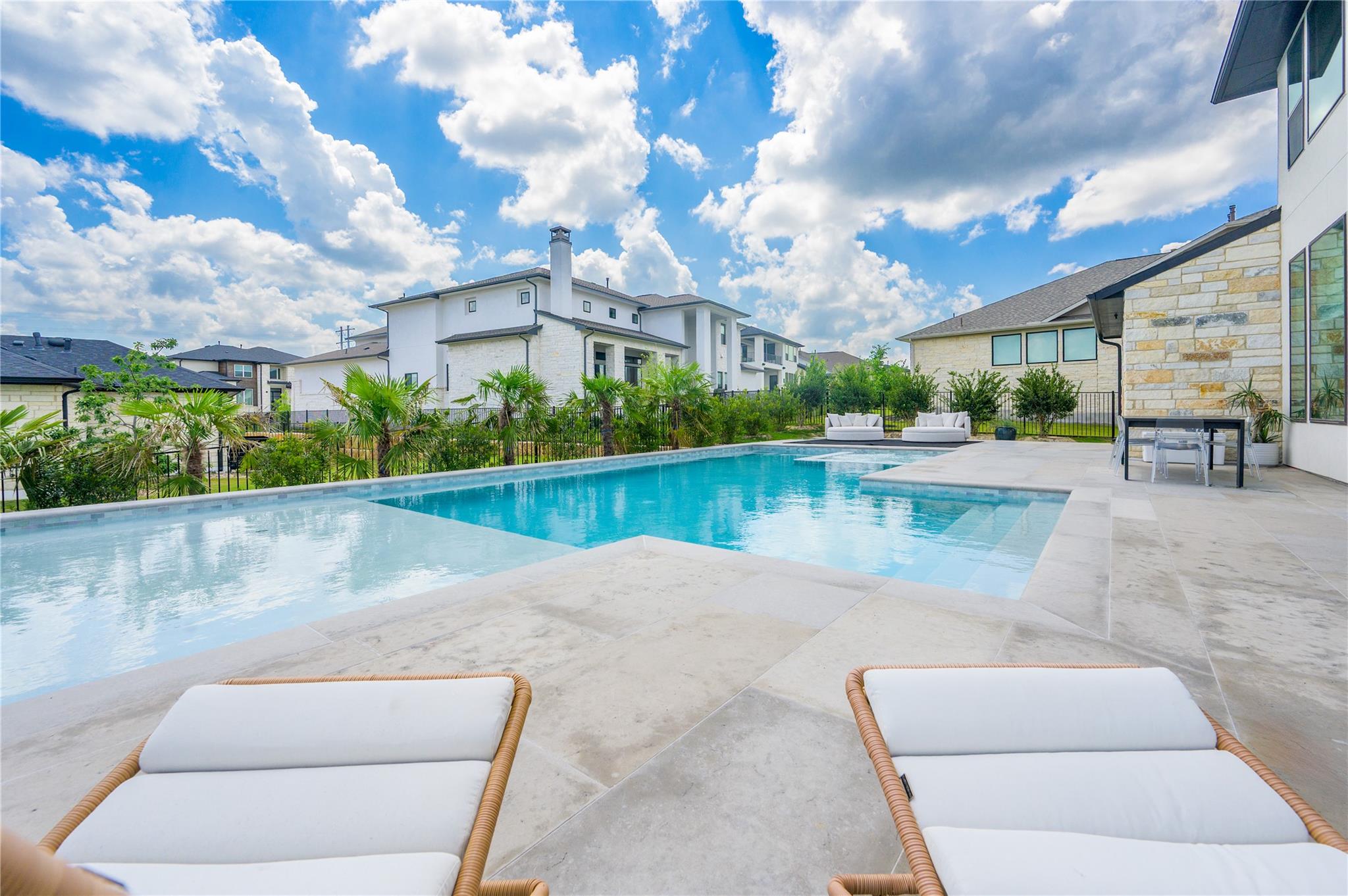 804 Lauren Belle #r Ln Property Photo 1