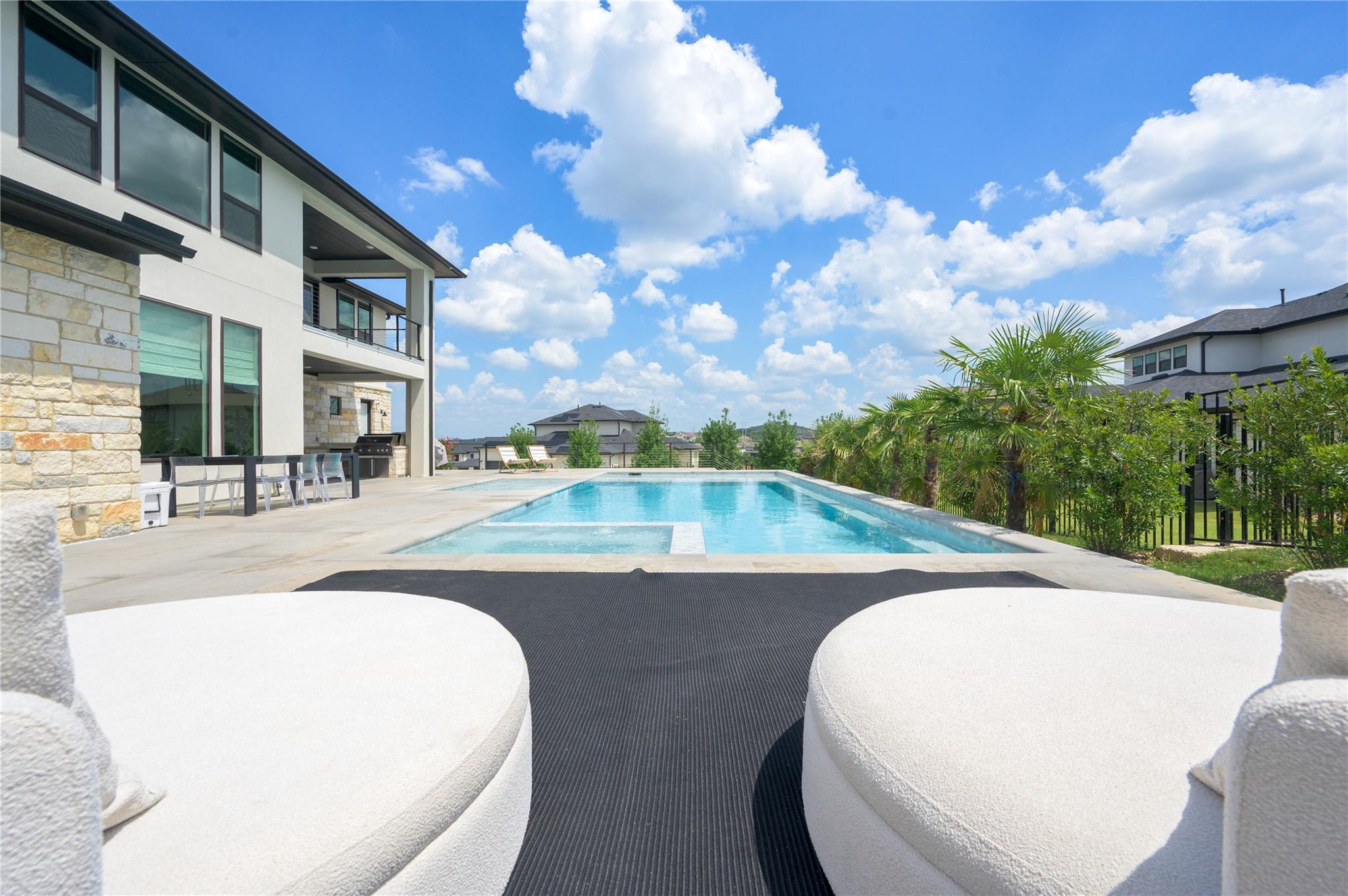 804 Lauren Belle #r Ln Property Photo 3