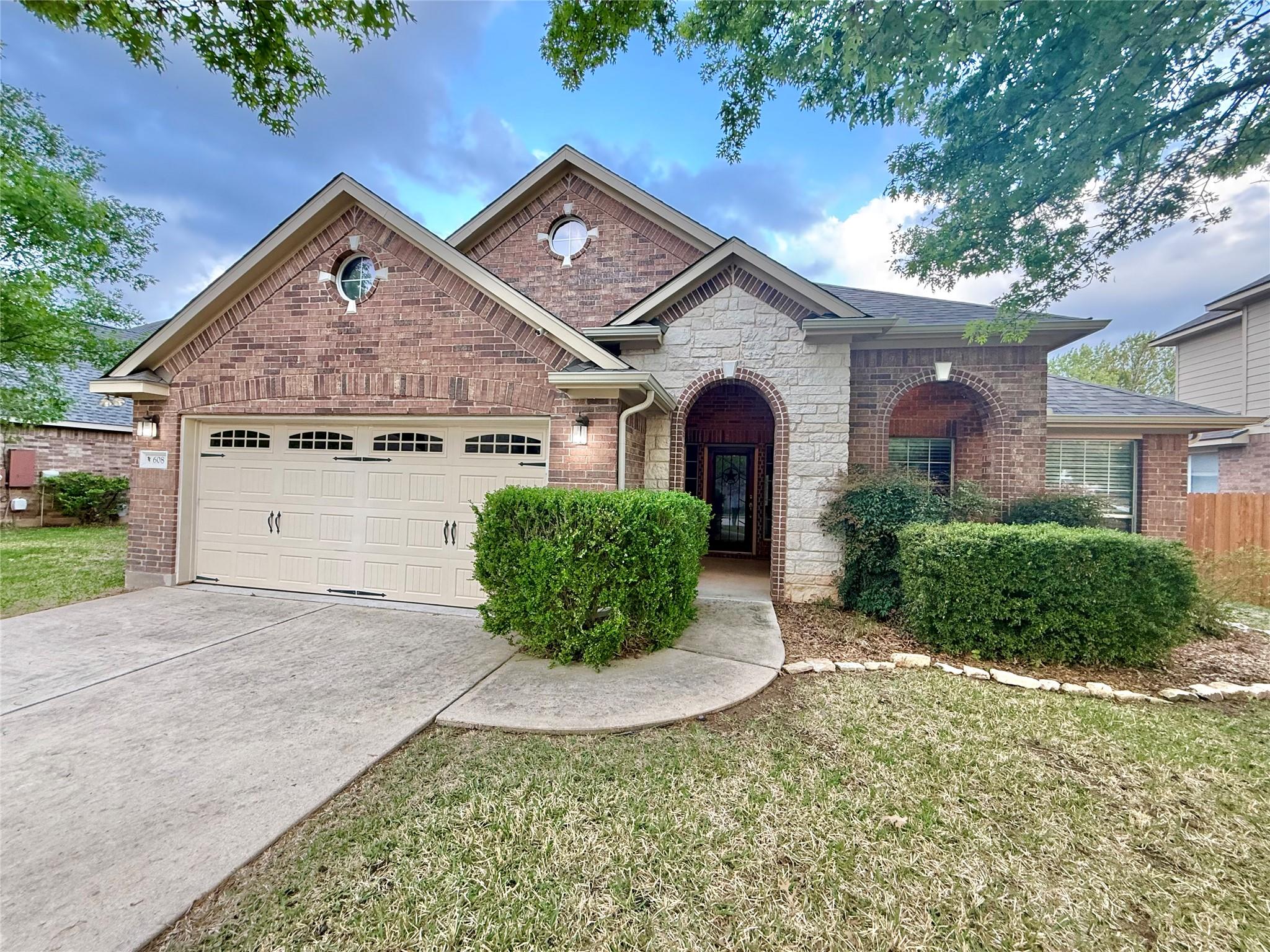 608 Pebblestone Walk Dr Property Photo