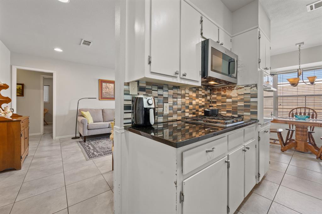 2712 Thrushwood Dr #a Property Photo 4