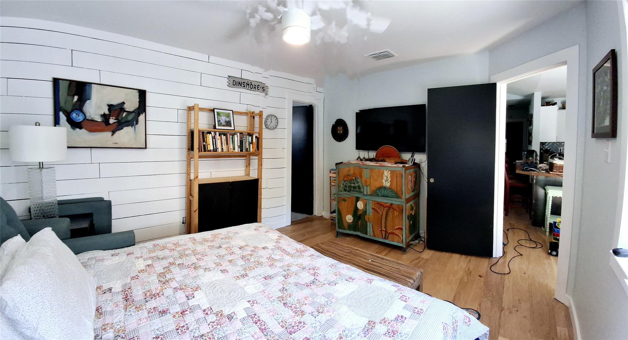 12325 Limerick Ave Property Photo 9