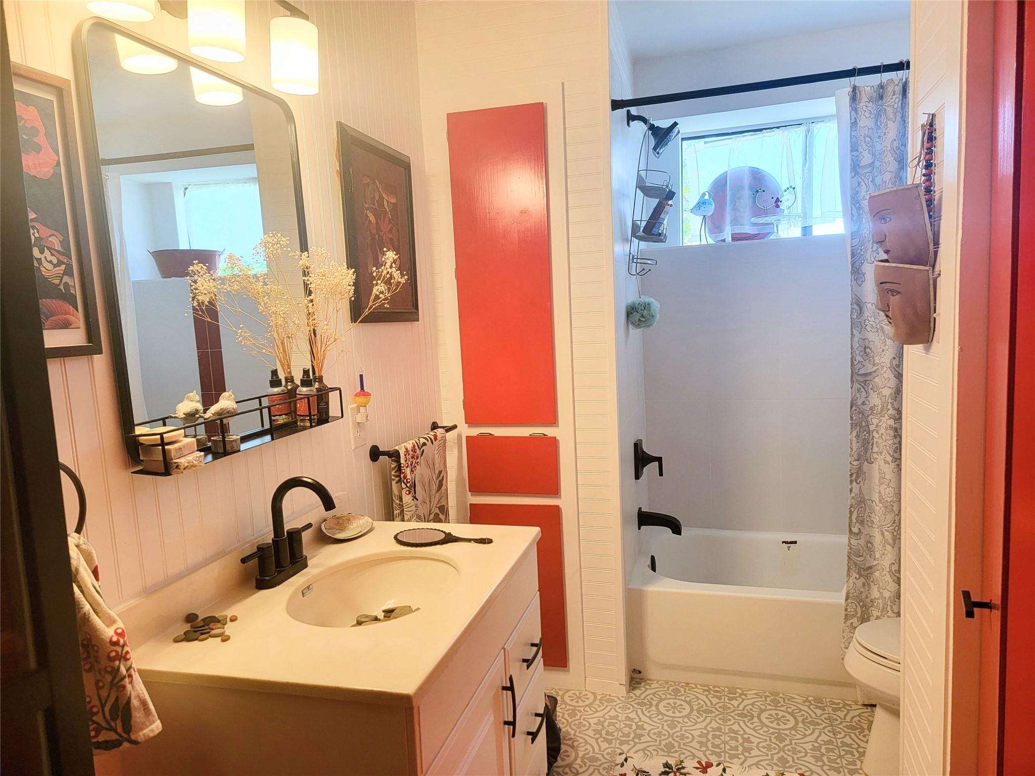 12325 Limerick Ave Property Photo 11