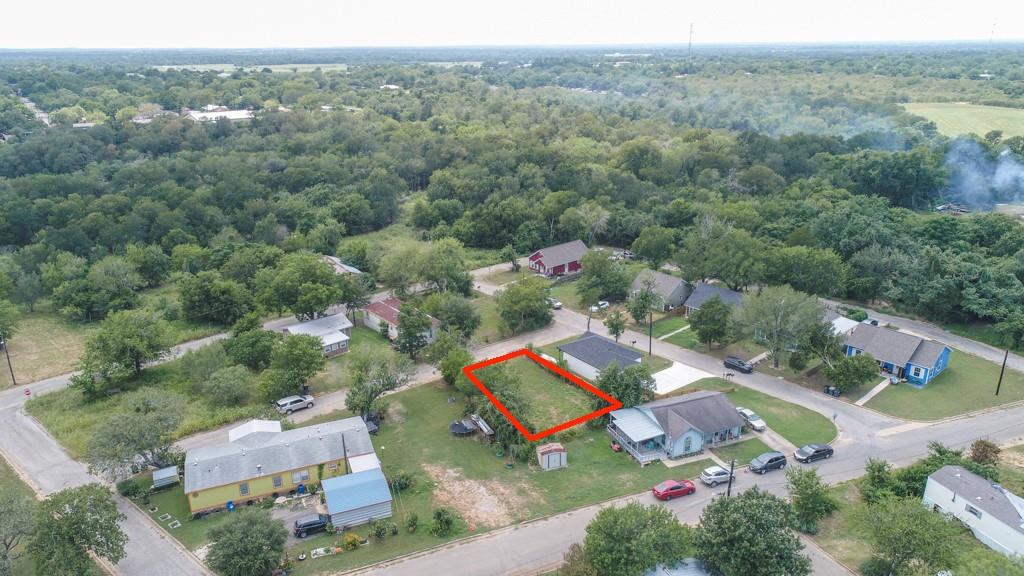 112 Field St Property Photo 6