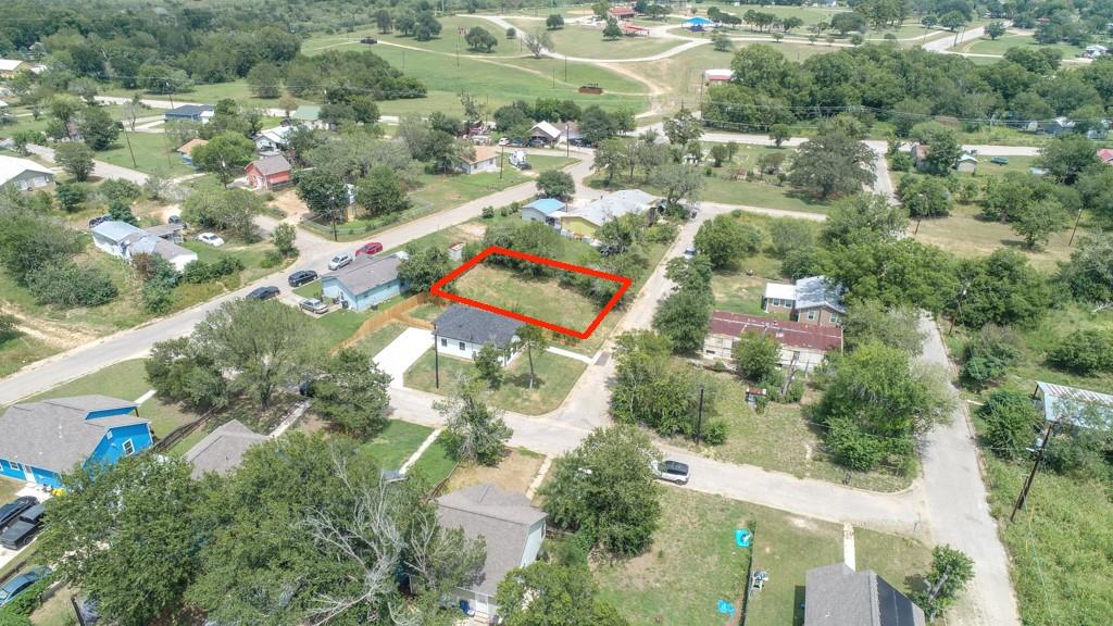 112 Field St Property Photo 7