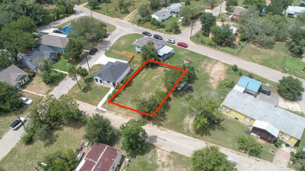112 Field St Property Photo 10