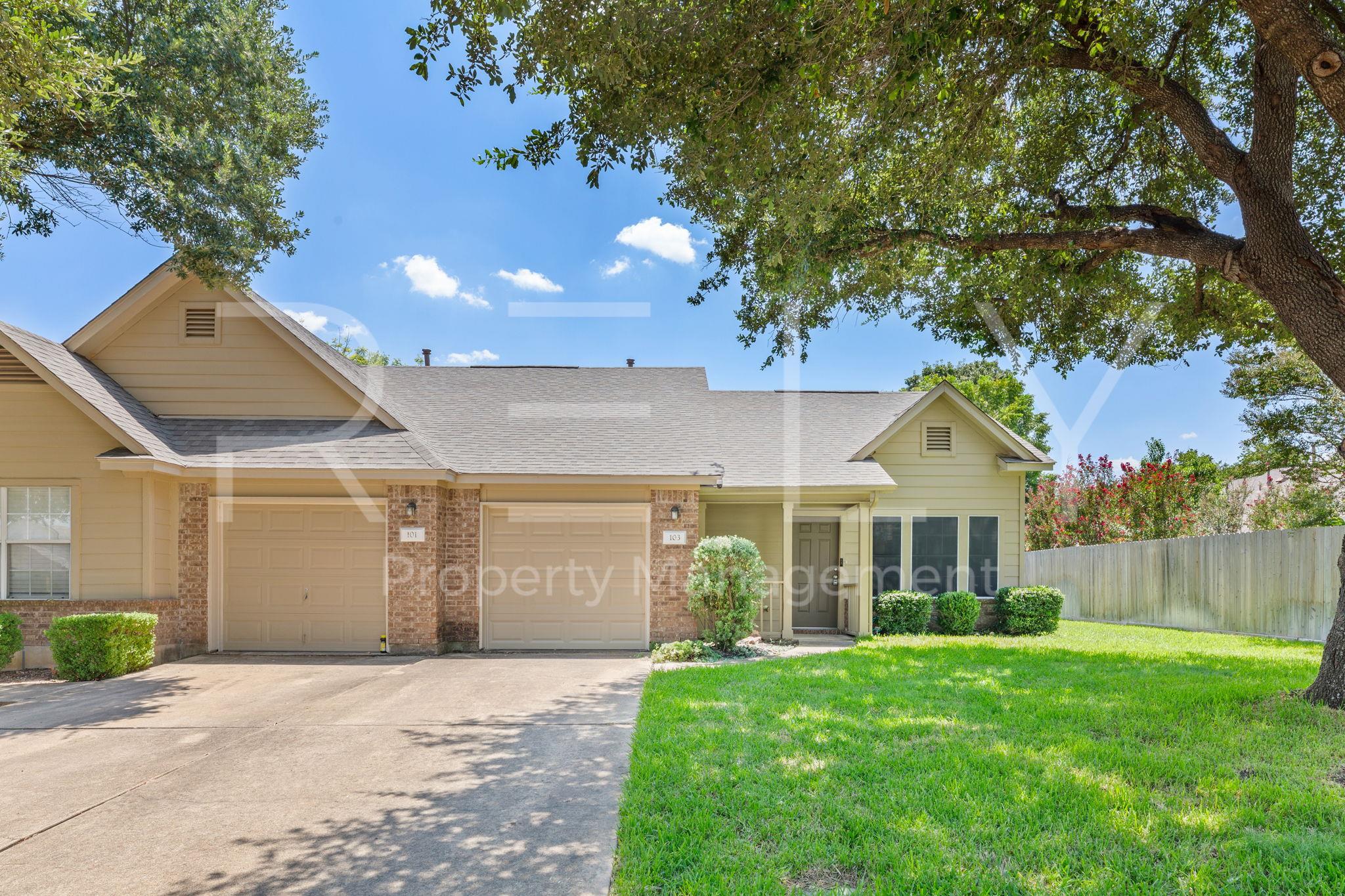 103 Prairie Springs Loop Property Photo 3
