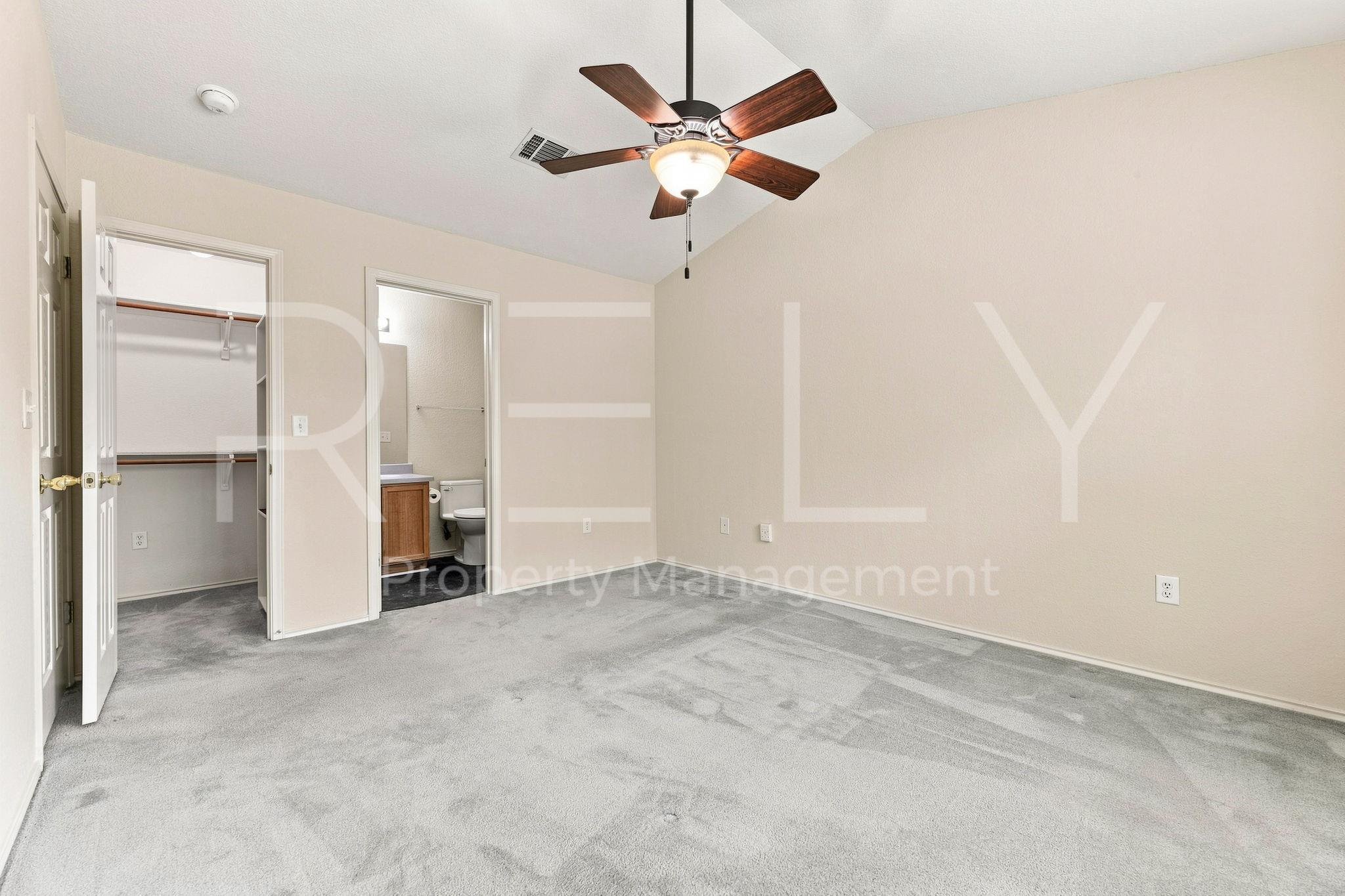 103 Prairie Springs Loop Property Photo 19