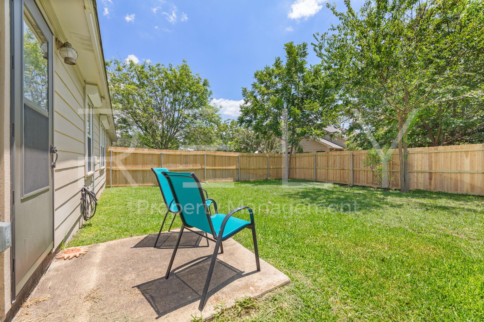 103 Prairie Springs Loop Property Photo 28