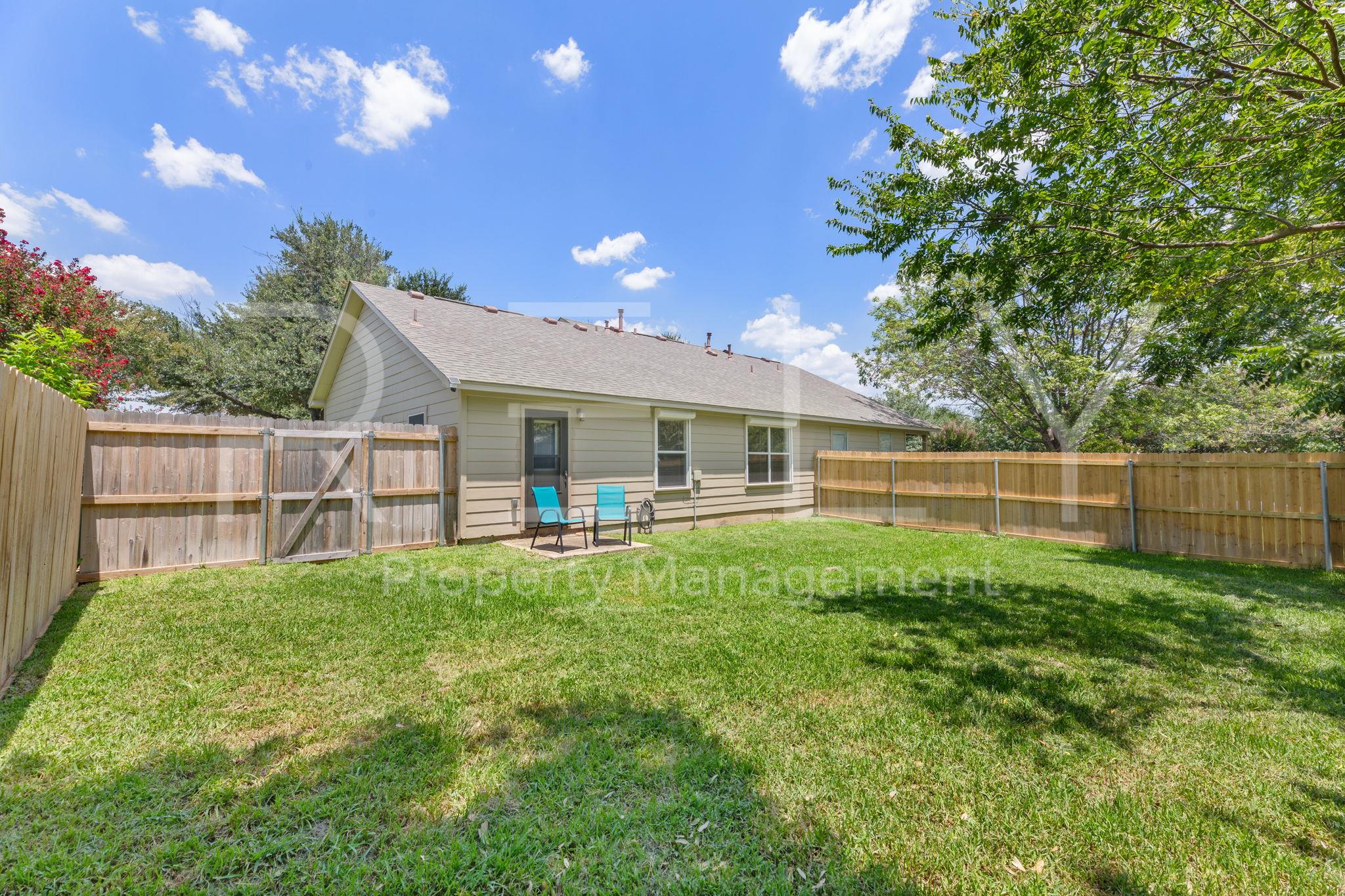 103 Prairie Springs Loop Property Photo 30
