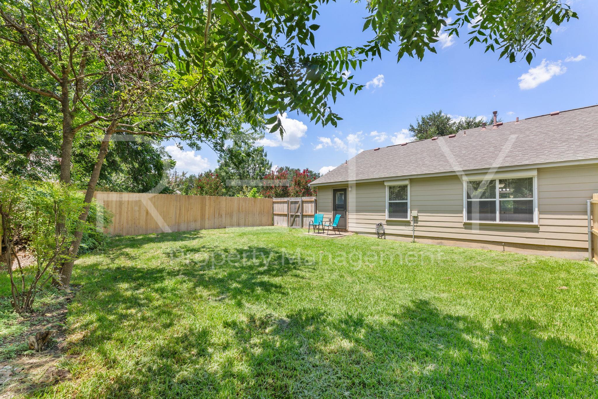 103 Prairie Springs Loop Property Photo 32