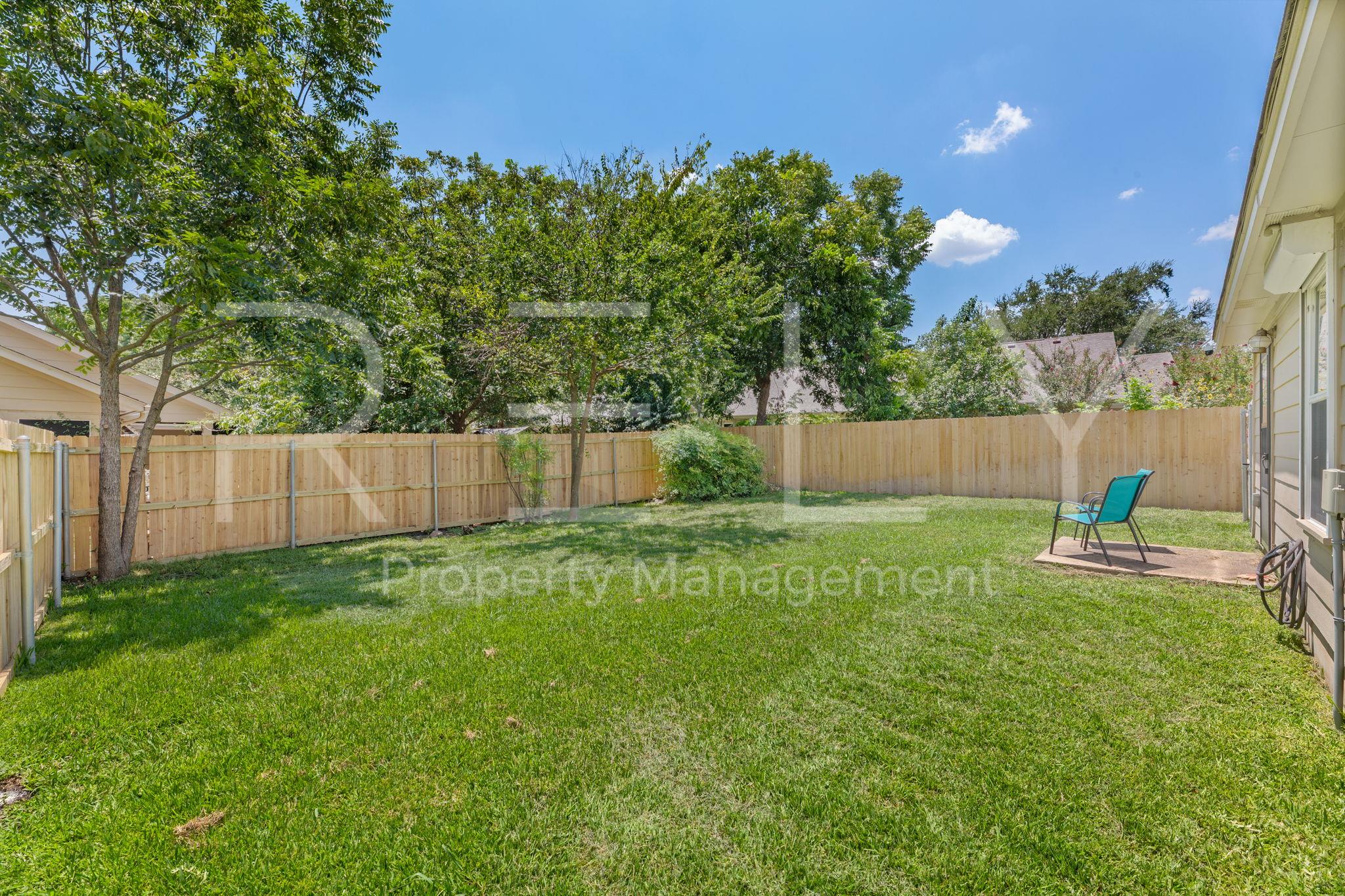 103 Prairie Springs Loop Property Photo 33
