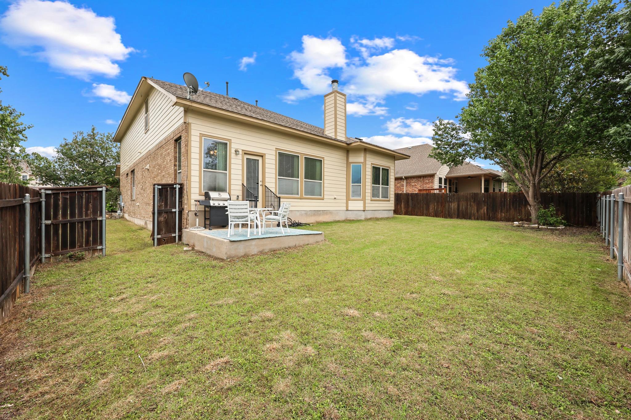 109 Glacier Cv Property Photo 36