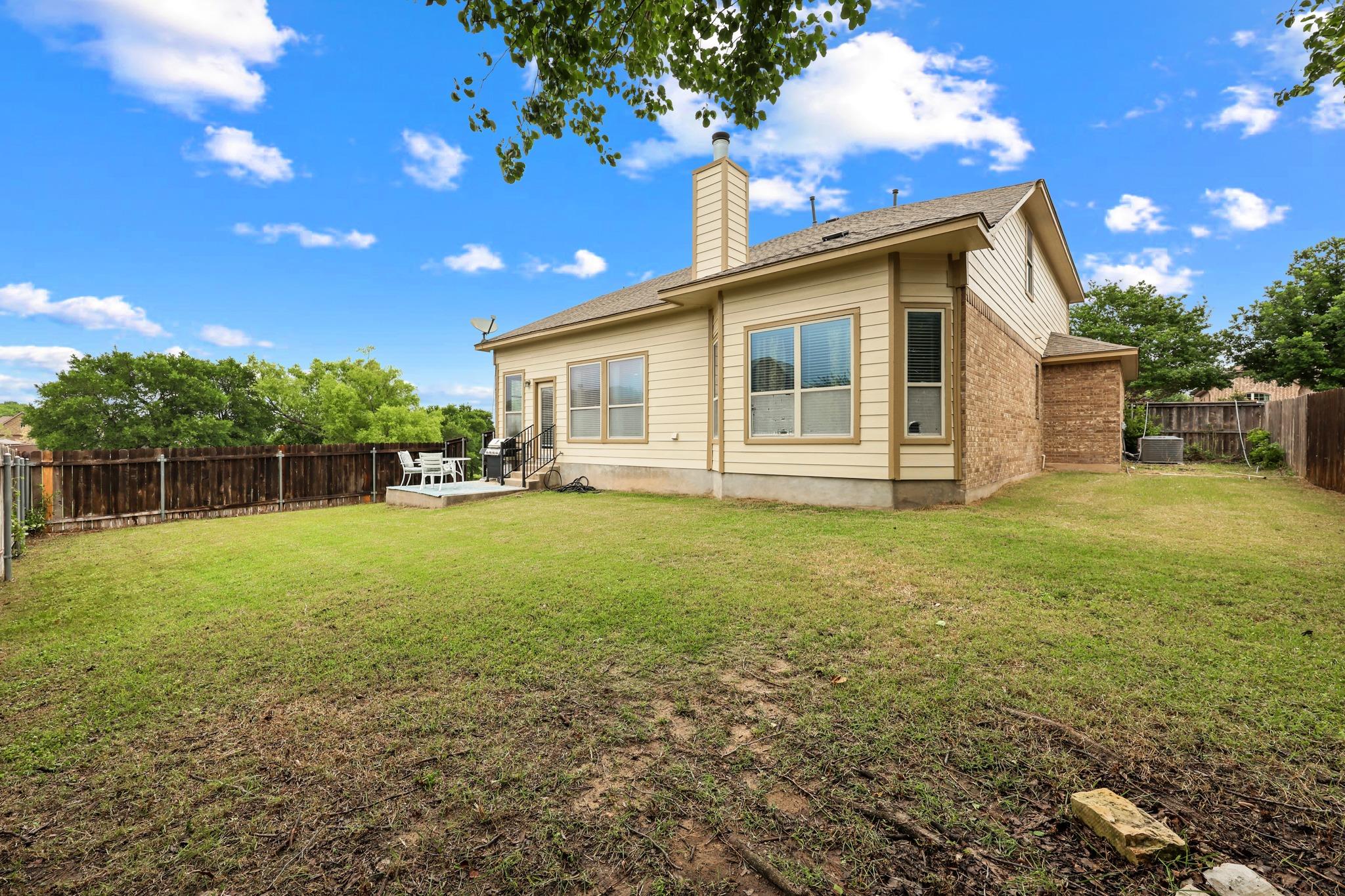 109 Glacier Cv Property Photo 37