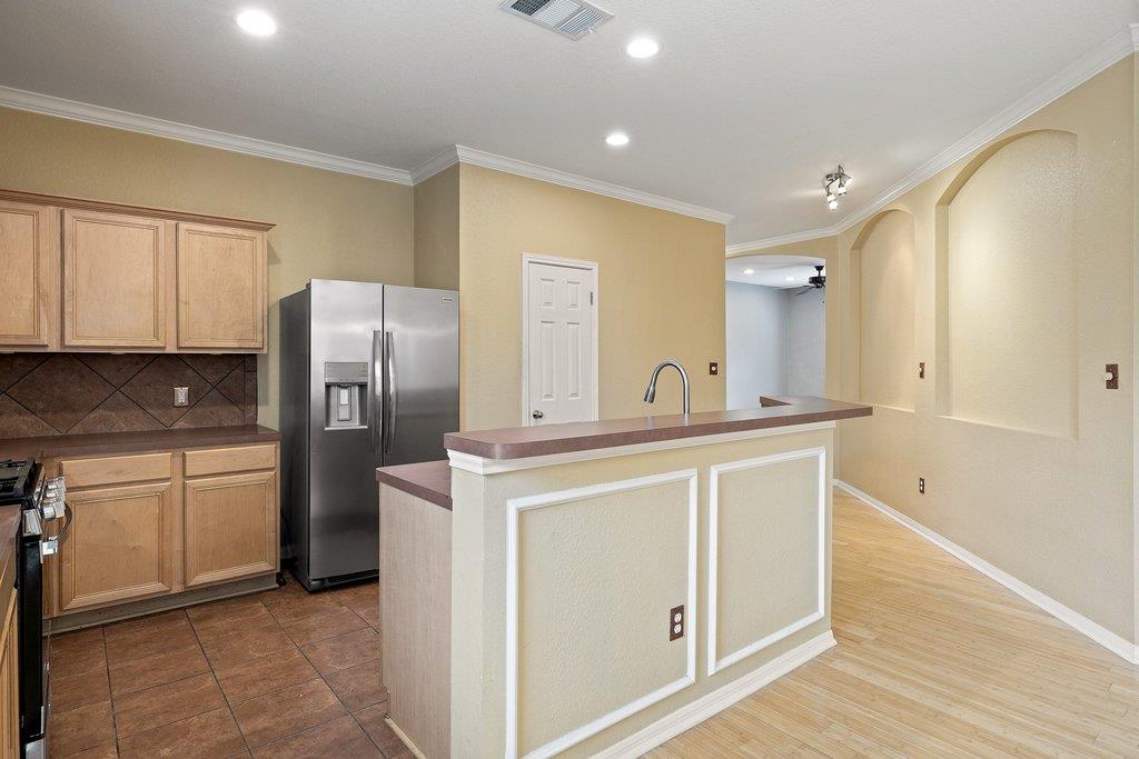 347 Spring Dr Property Photo 14