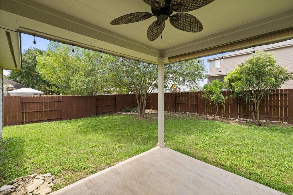 347 Spring Dr Property Photo 35