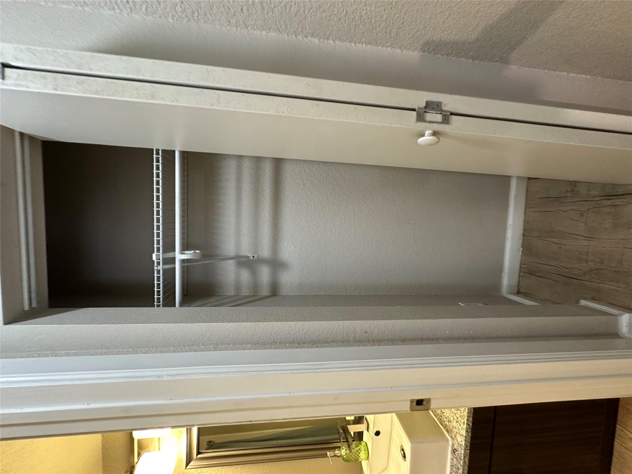 9220 N Interstate 35 None Property Photo 6
