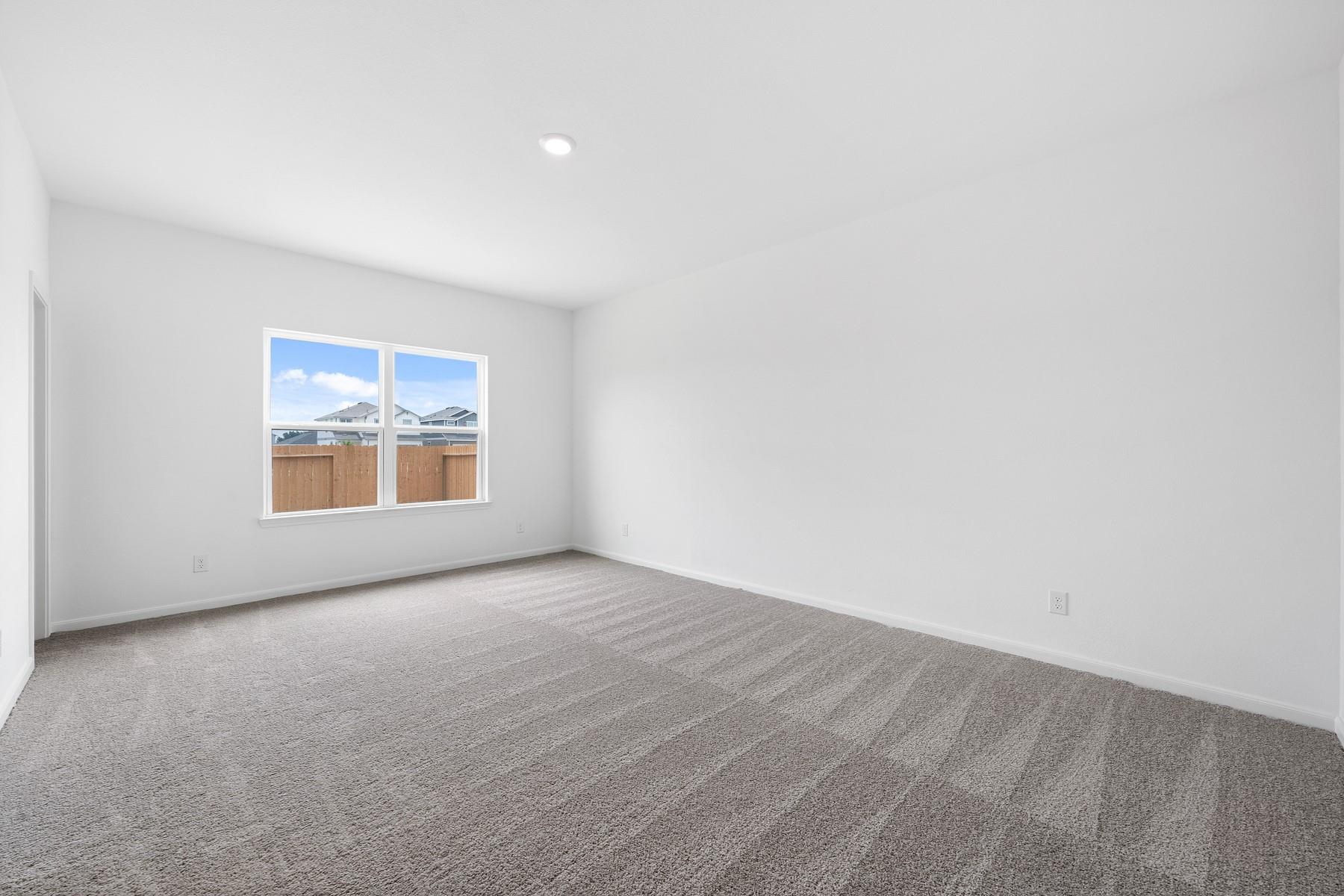 368 Low Pasture Trl Property Photo 6