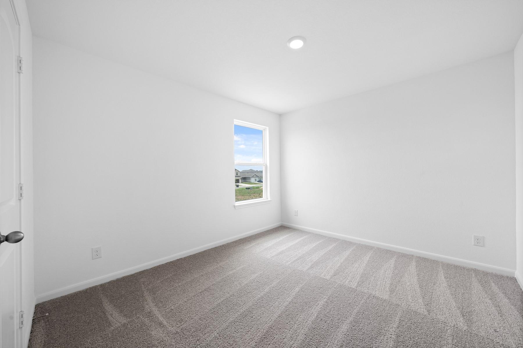 368 Low Pasture Trl Property Photo 10