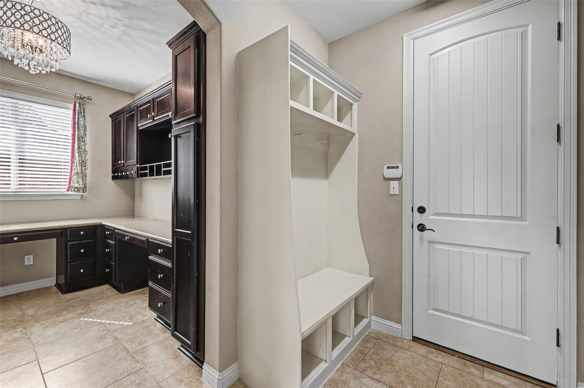 1813 Harvest Dance Dr Property Photo 14