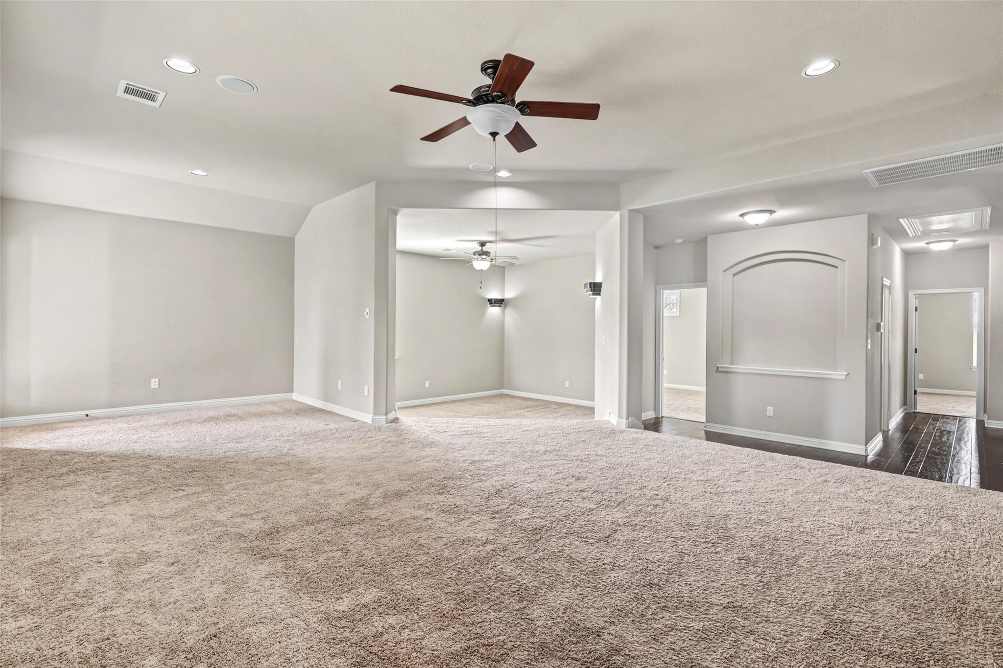 1813 Harvest Dance Dr Property Photo 24