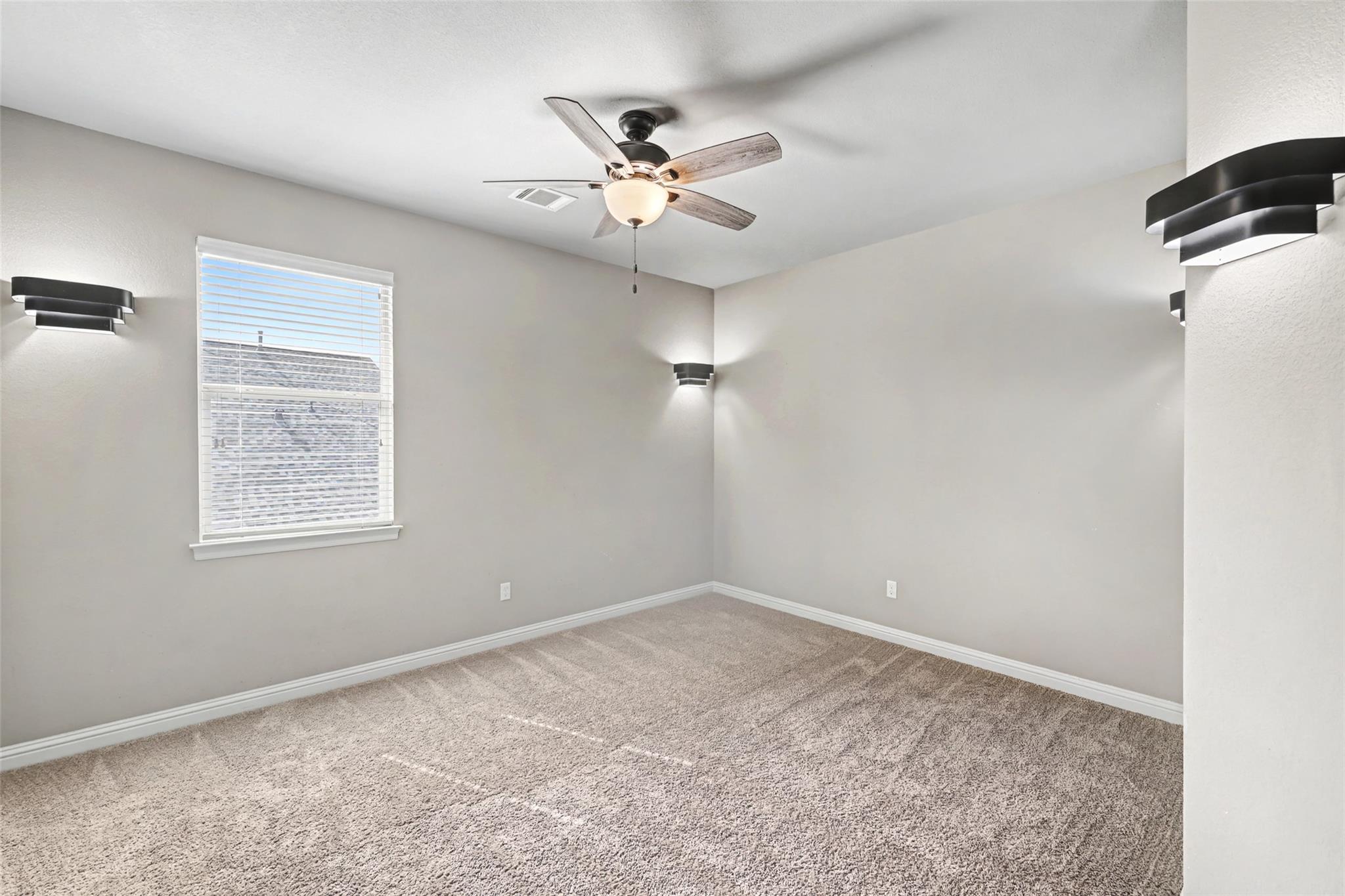 1813 Harvest Dance Dr Property Photo 25