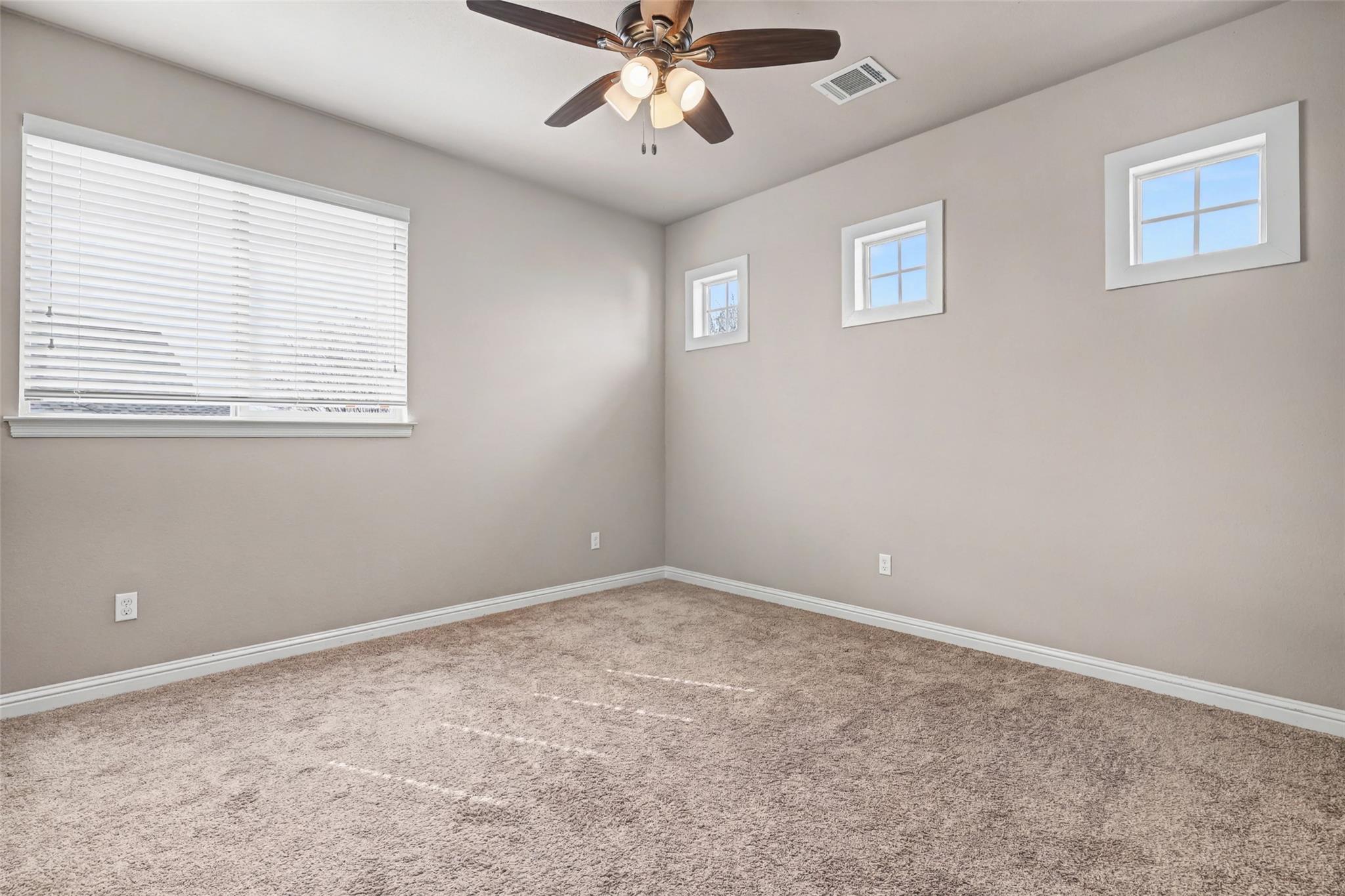 1813 Harvest Dance Dr Property Photo 28