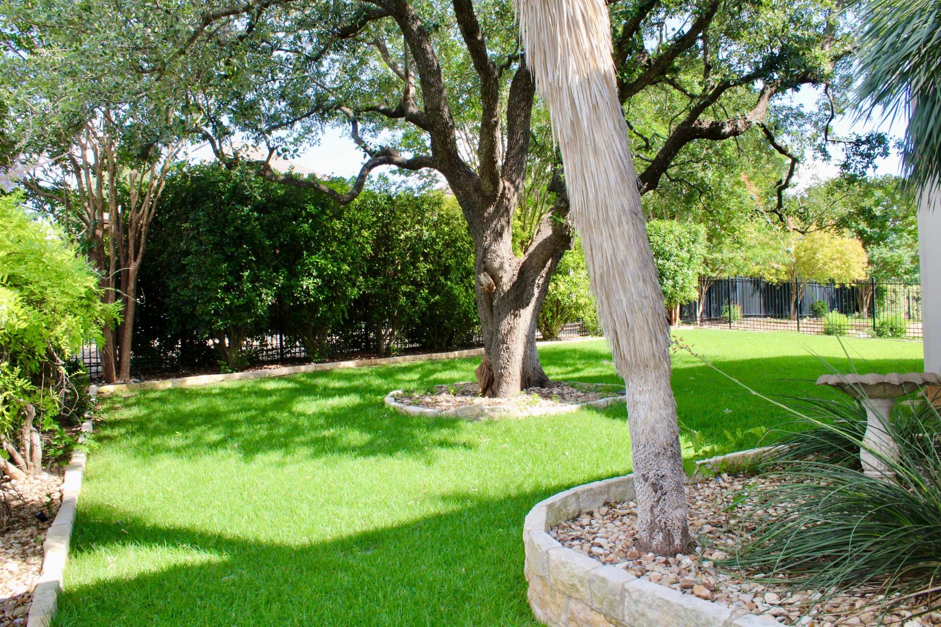 1813 Harvest Dance Dr Property Photo 32