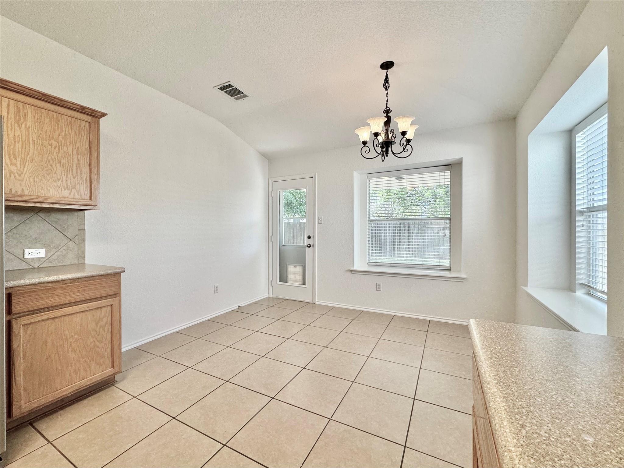 1015 Aiken Dr Property Photo 15