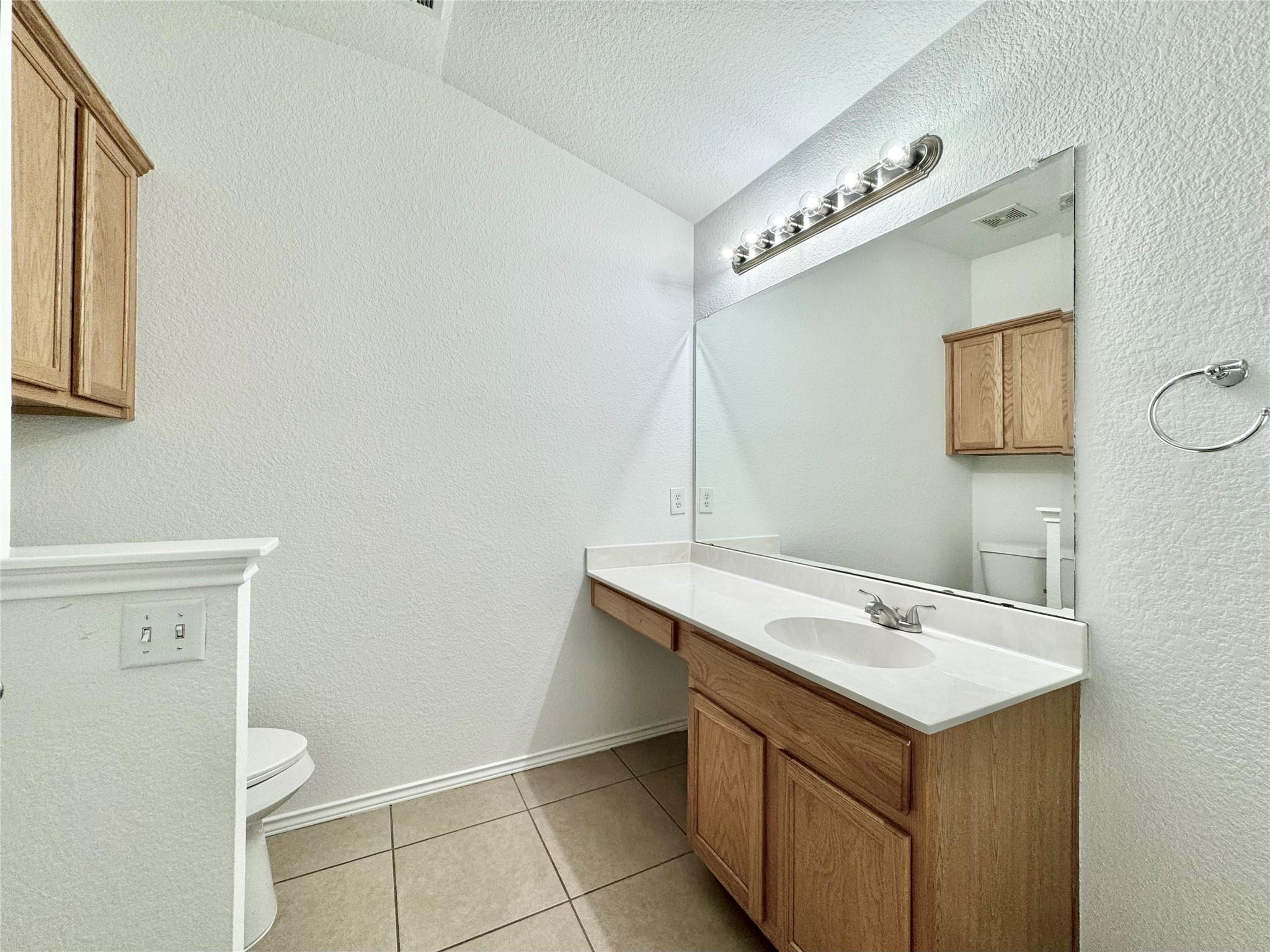 1015 Aiken Dr Property Photo 27