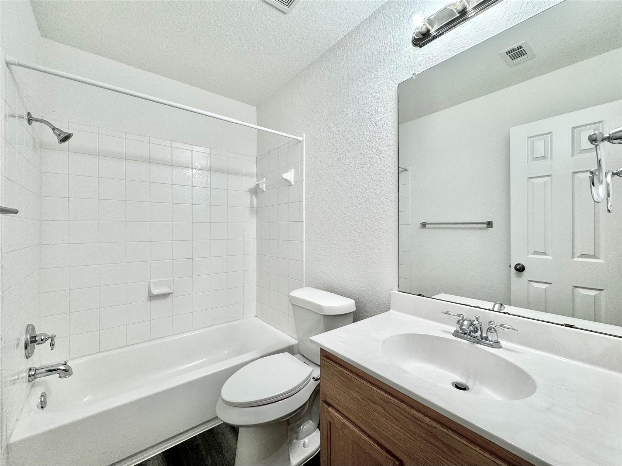 1015 Aiken Dr Property Photo 33