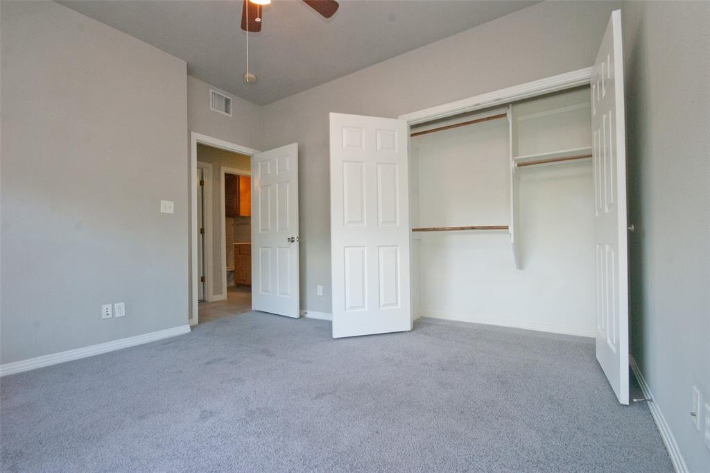 2410 Leon St #102 Property Photo 3