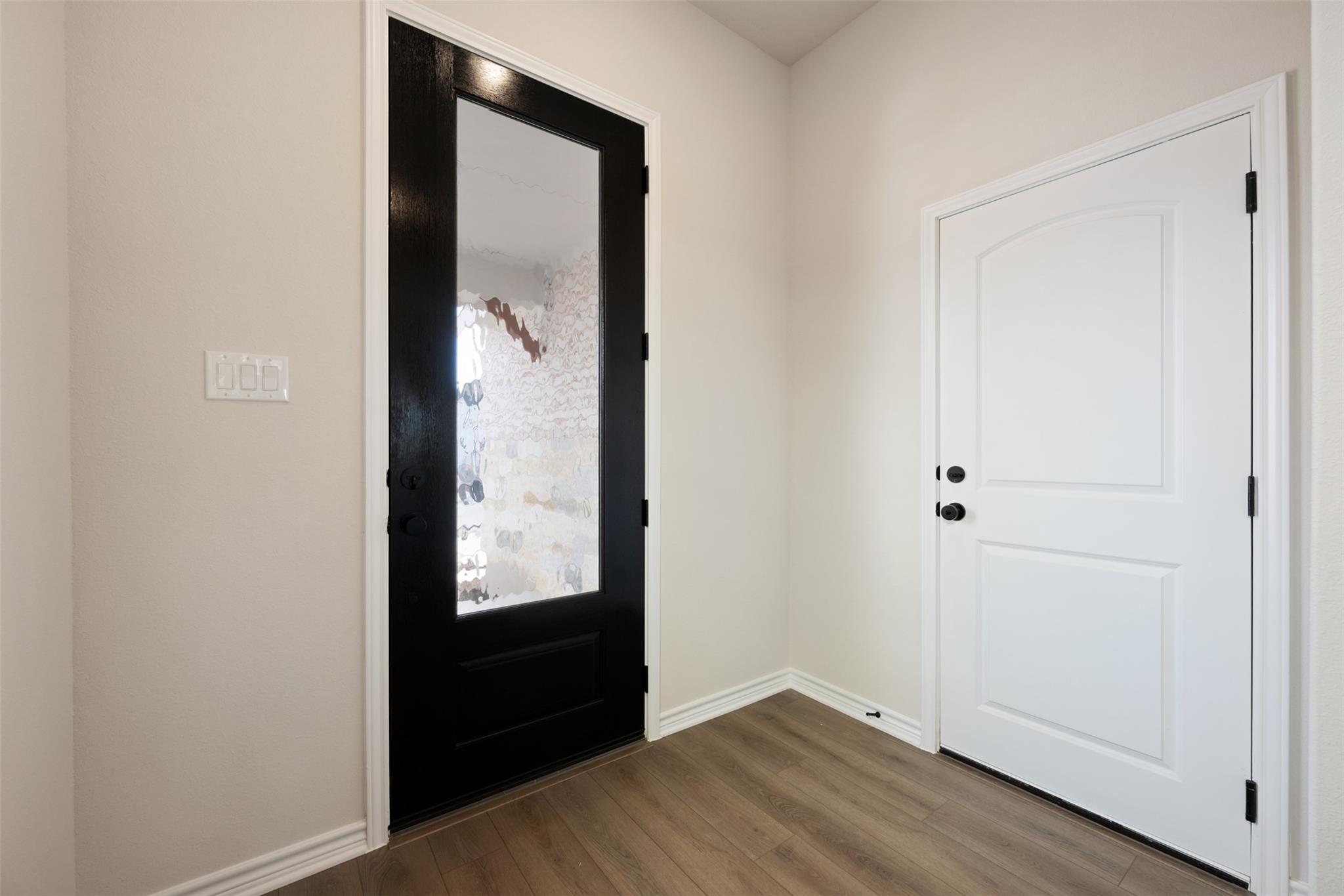 157 Clover Bnd Property Photo 5