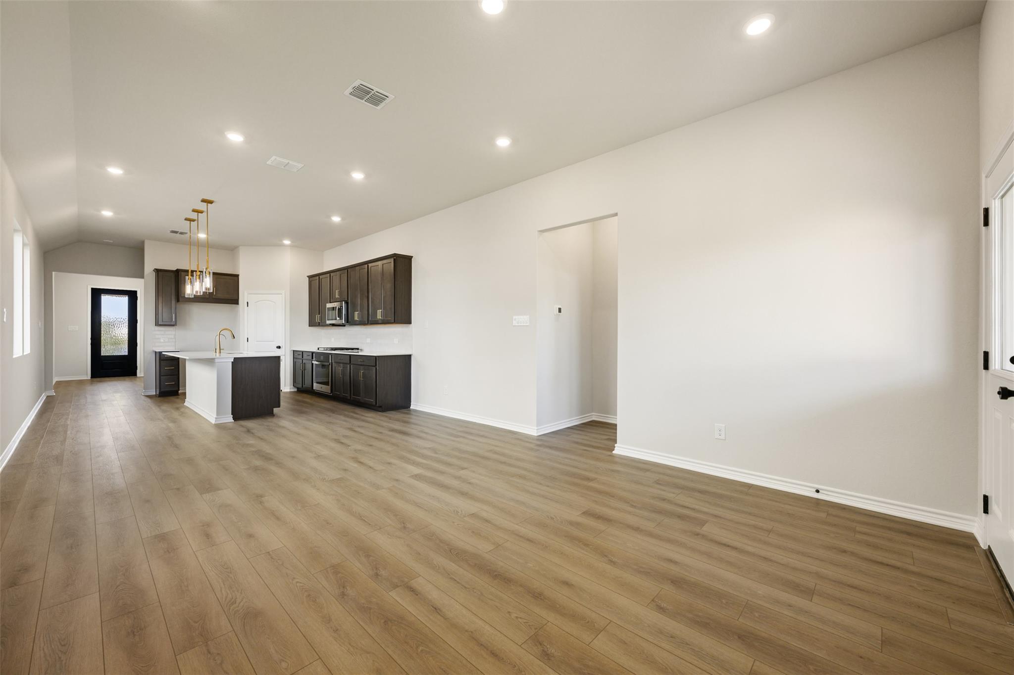 157 Clover Bnd Property Photo 18