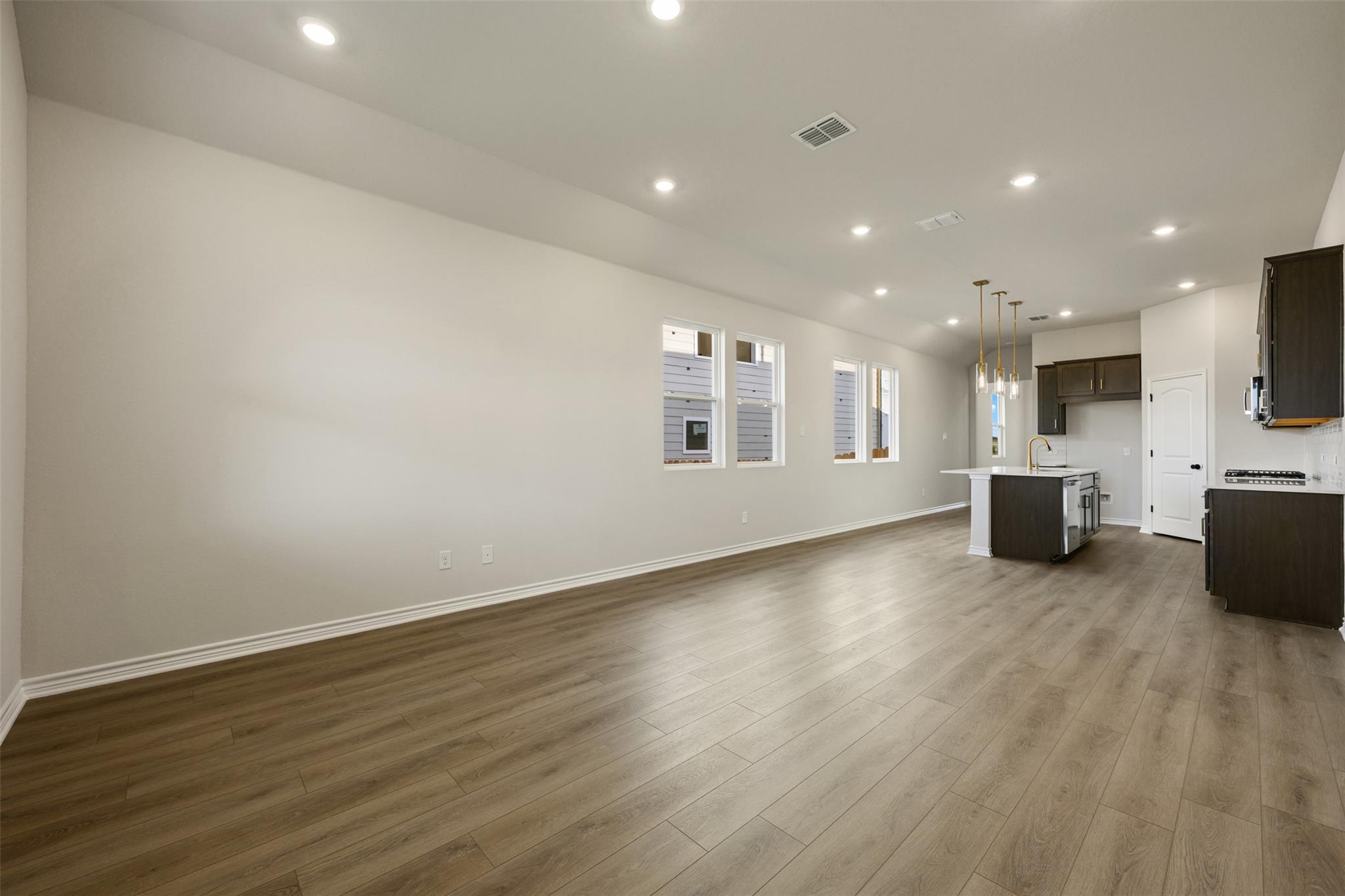 157 Clover Bnd Property Photo 19
