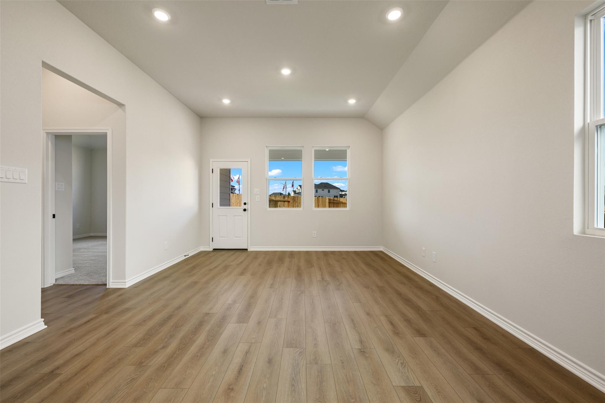 157 Clover Bnd Property Photo 20
