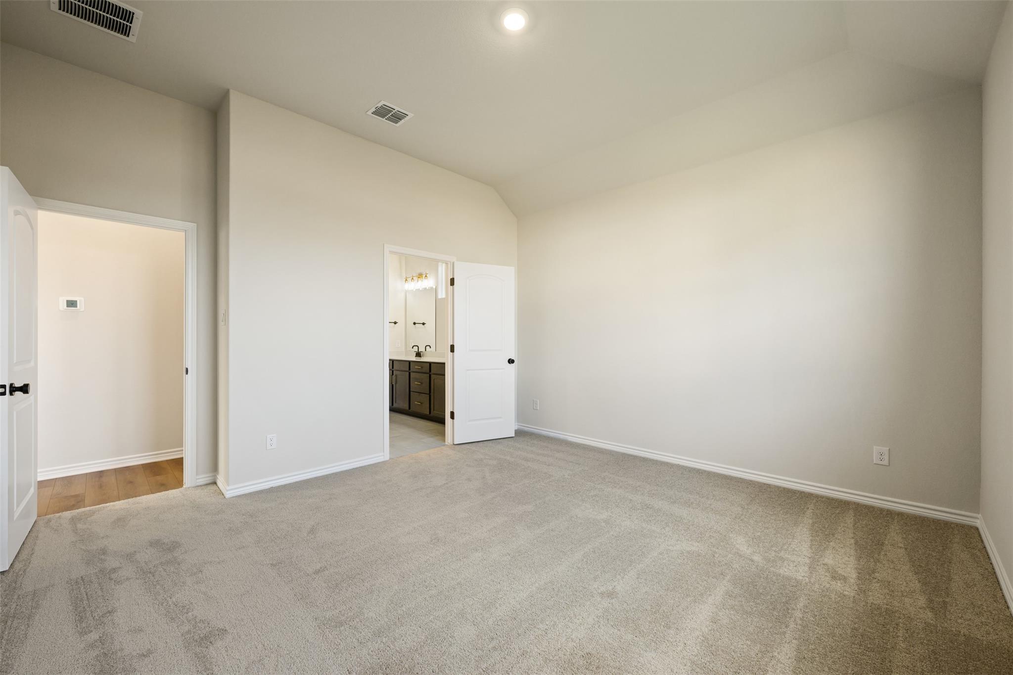 157 Clover Bnd Property Photo 22