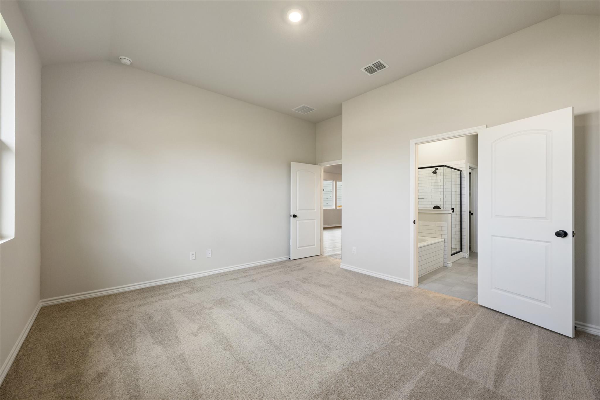 157 Clover Bnd Property Photo 23