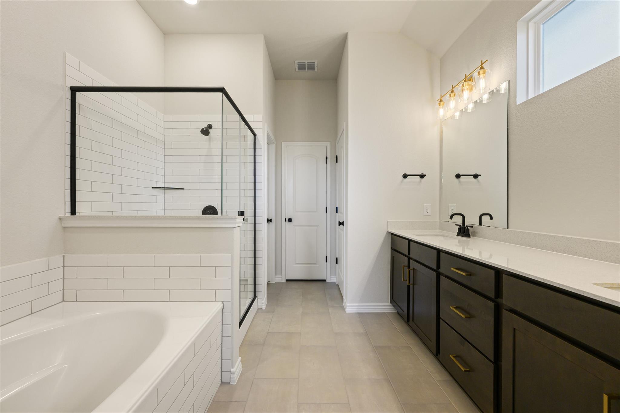 157 Clover Bnd Property Photo 25