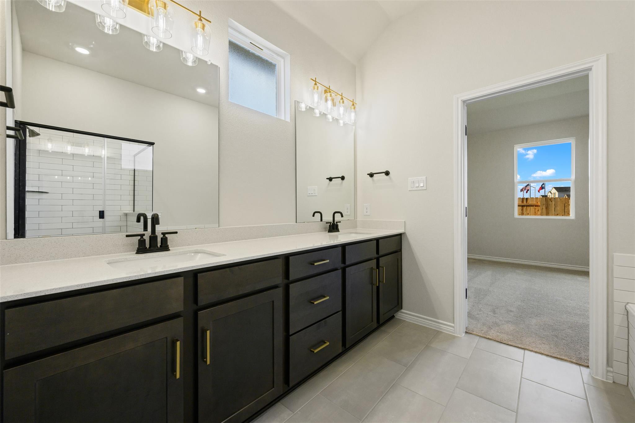 157 Clover Bnd Property Photo 29