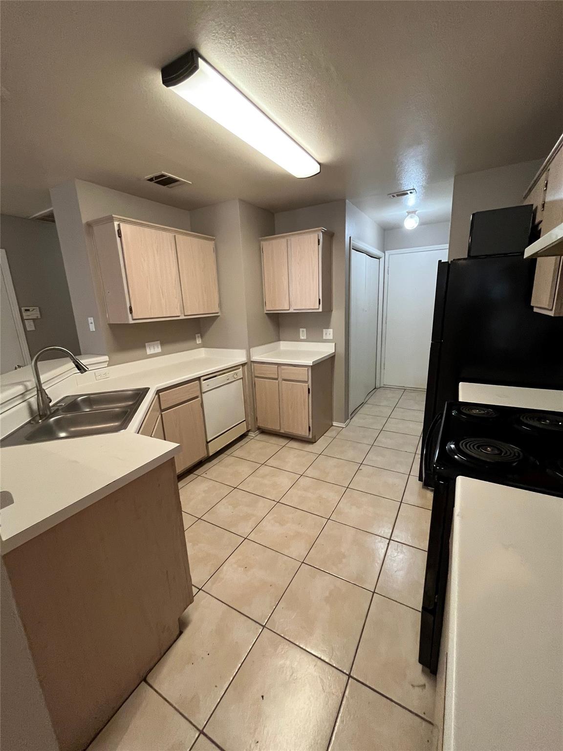 9625 Sugar Hill Dr Property Photo 8