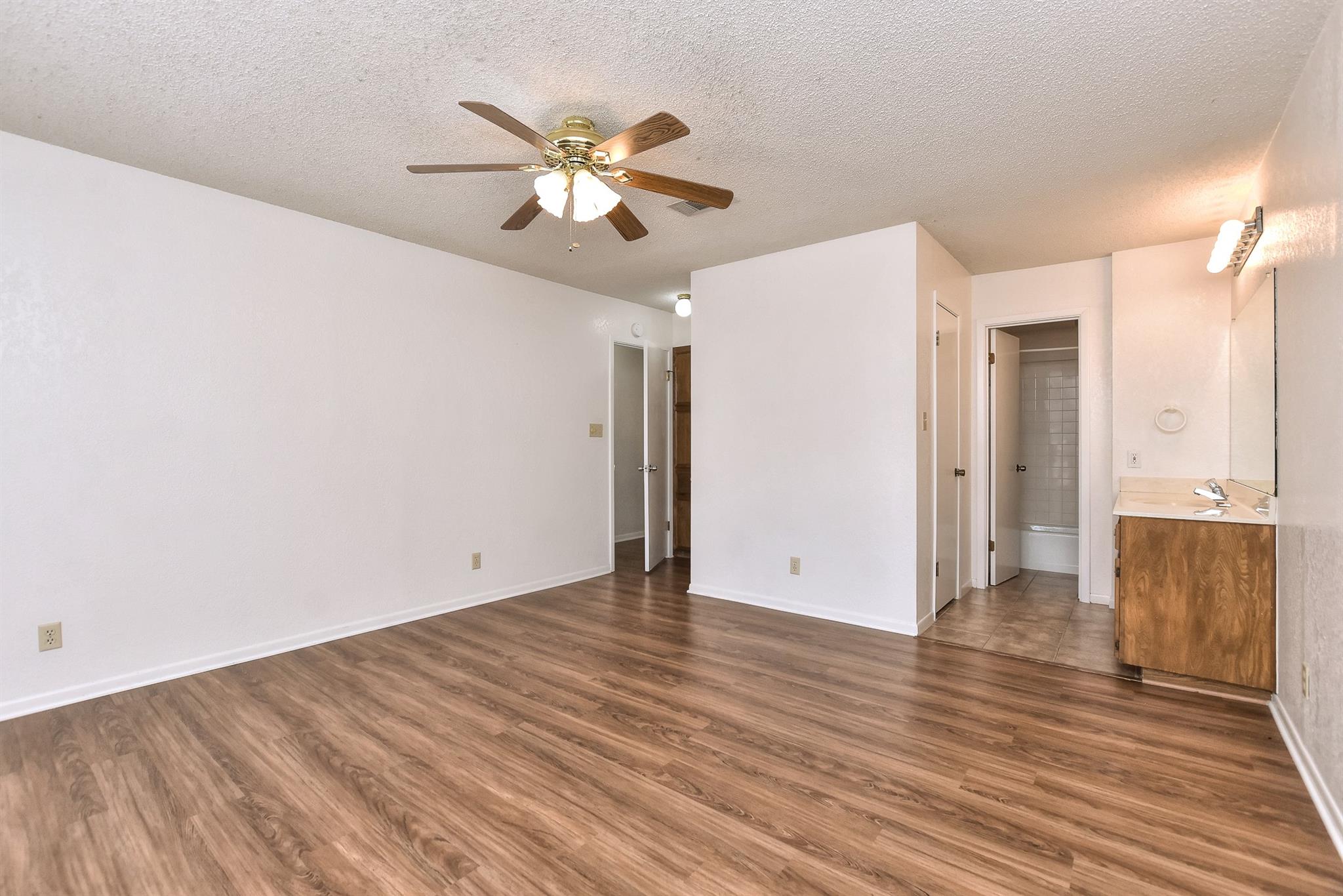 3810 Brangus Rd Property Photo 17