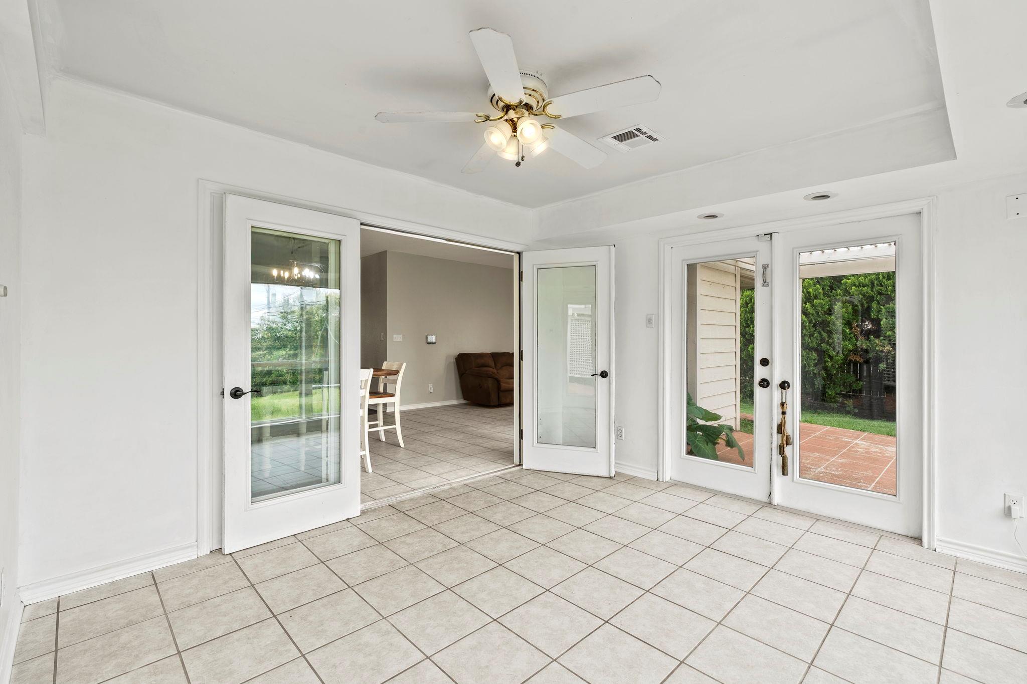 2808 Kneese Dr Property Photo 25