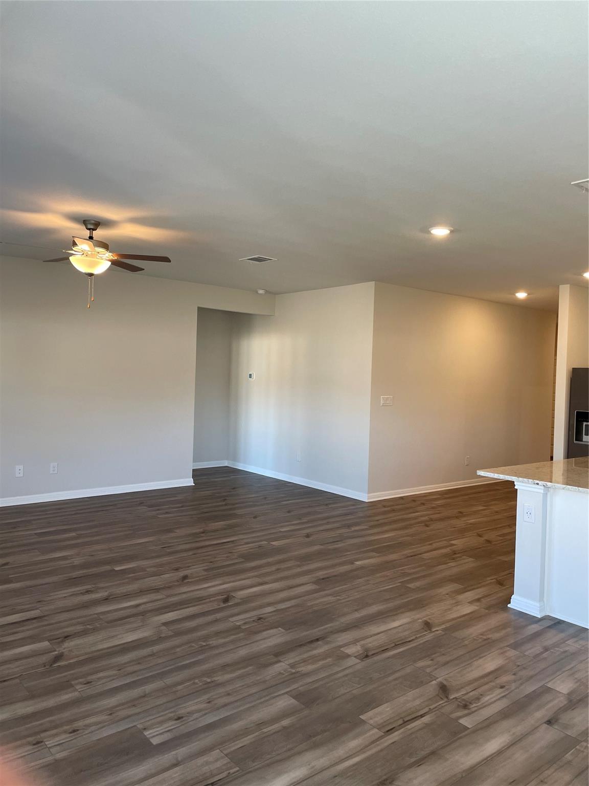 10407 Mager None Property Photo 13