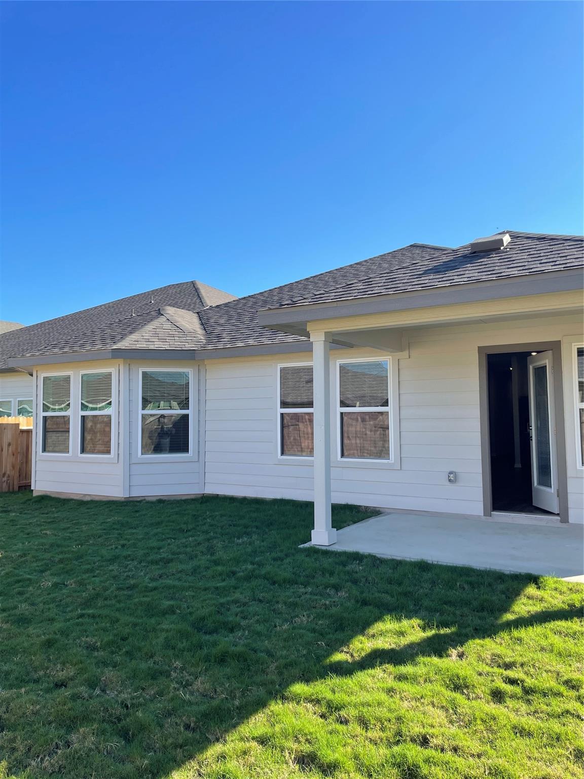 10407 Mager None Property Photo 15