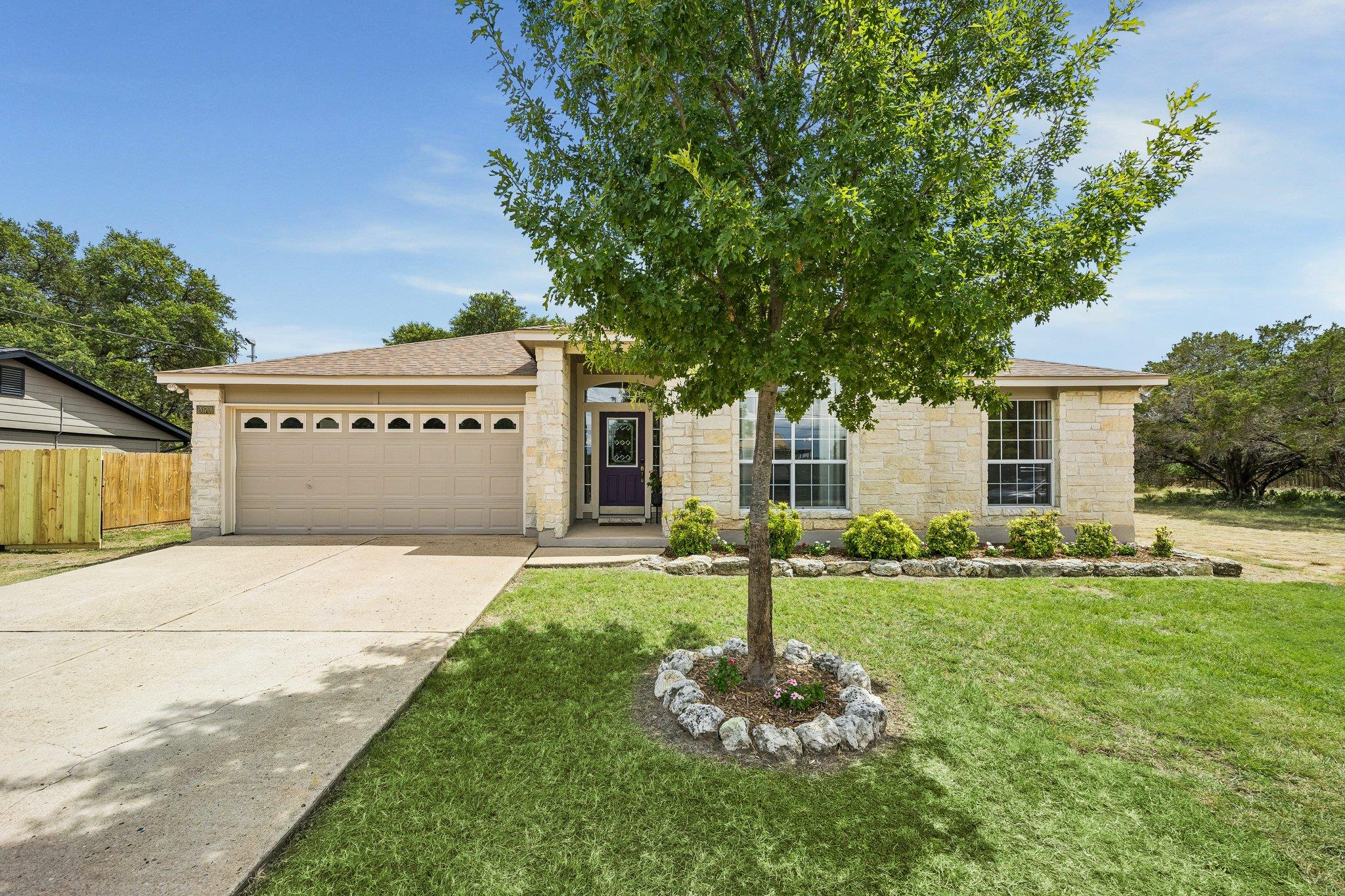 20701 Camel Back St Property Photo 1