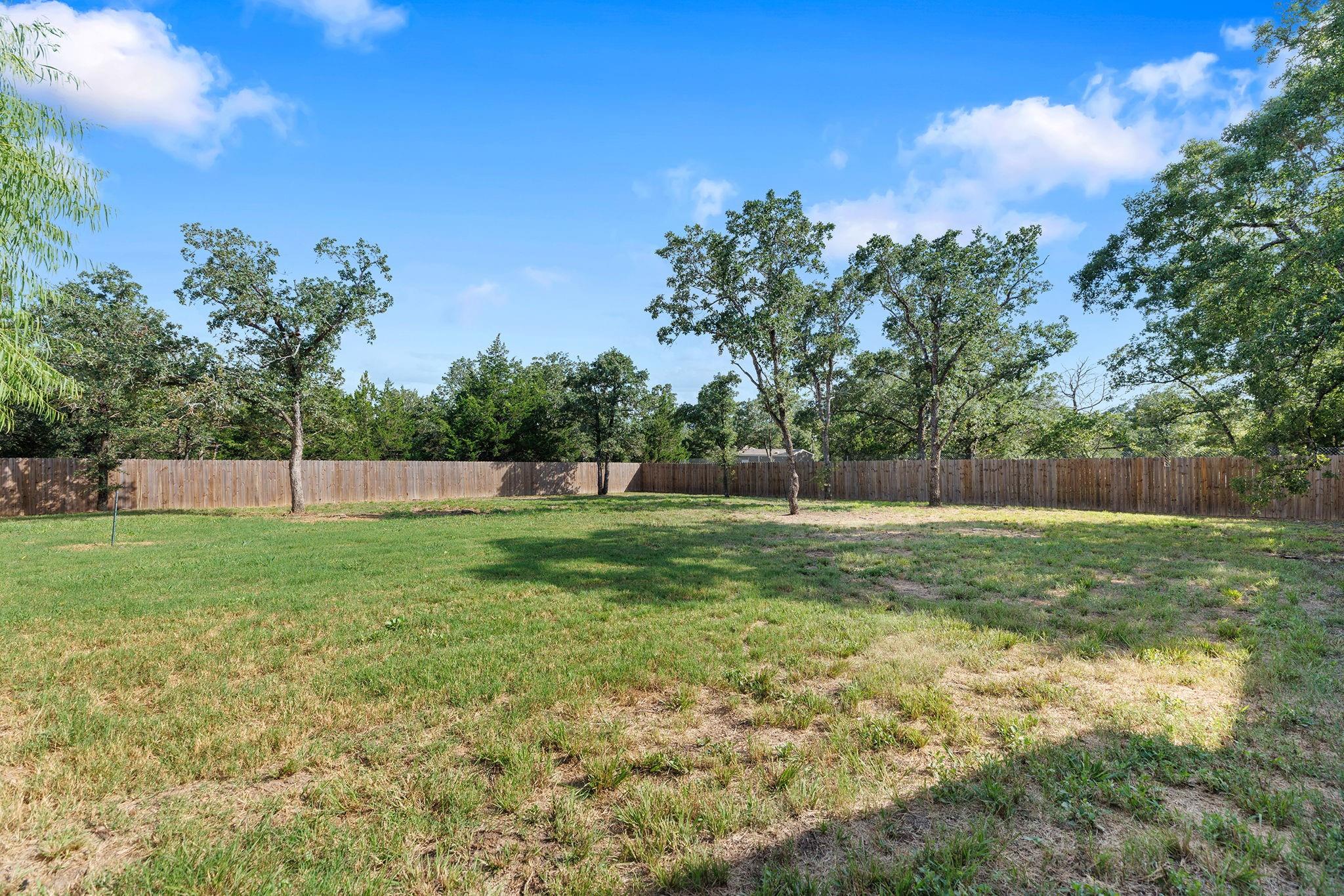 139 Fleetway Dr Property Photo 26